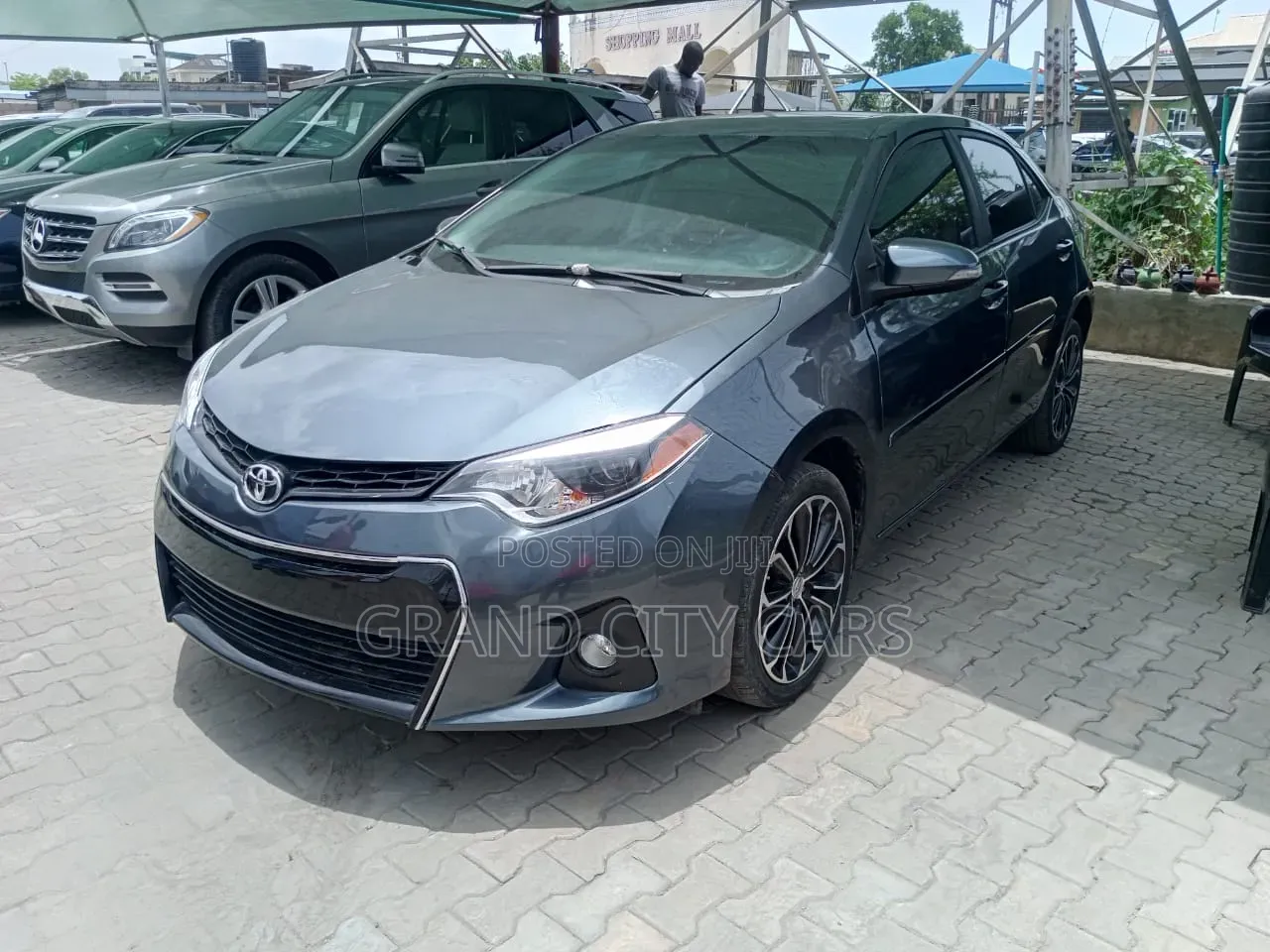 Toyota Corolla S Premium 4dr Sedan (1.8L 4cyl CVT) 2016 Gray