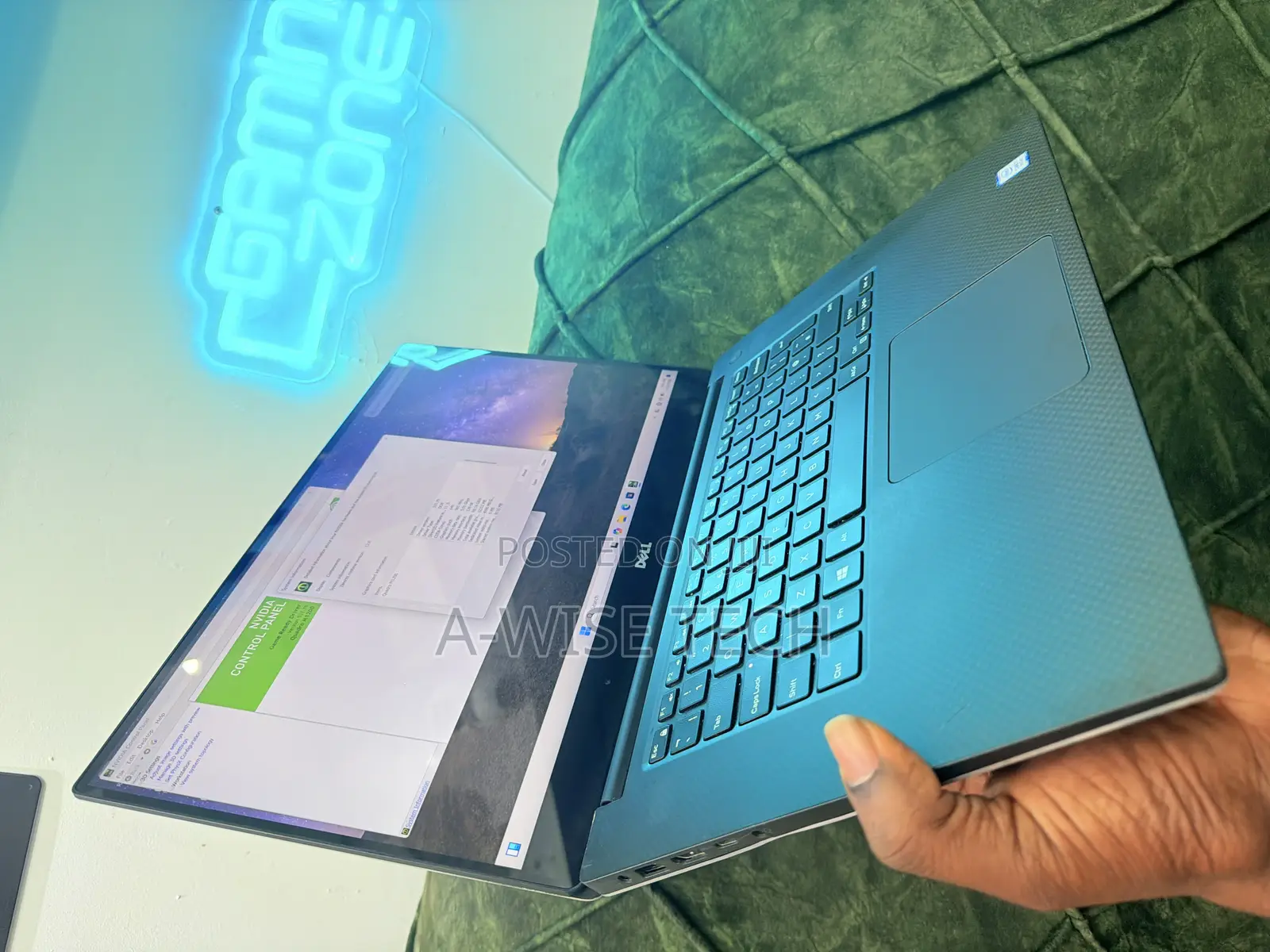 Laptop Dell Precision 15 5520 16GB Intel Core i7 SSD 512GB