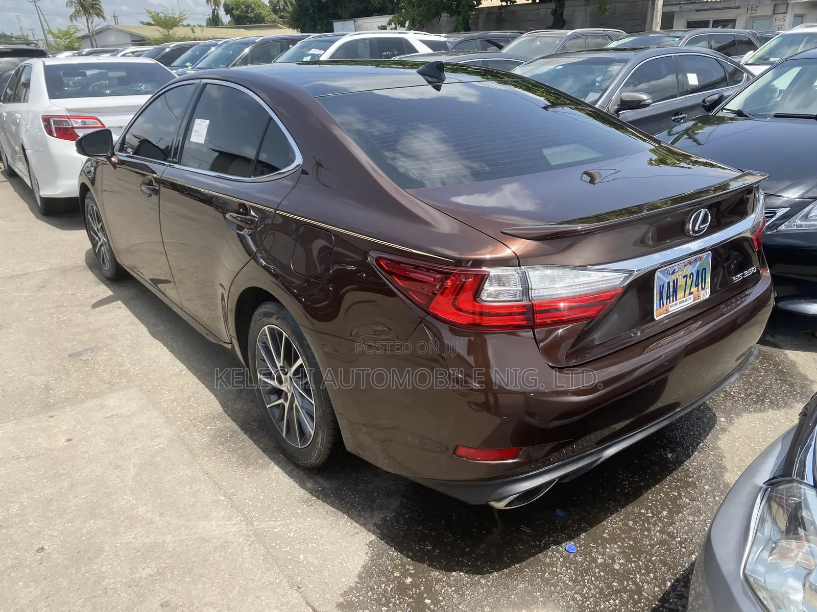 Lexus ES 350 FWD 2016 Brown