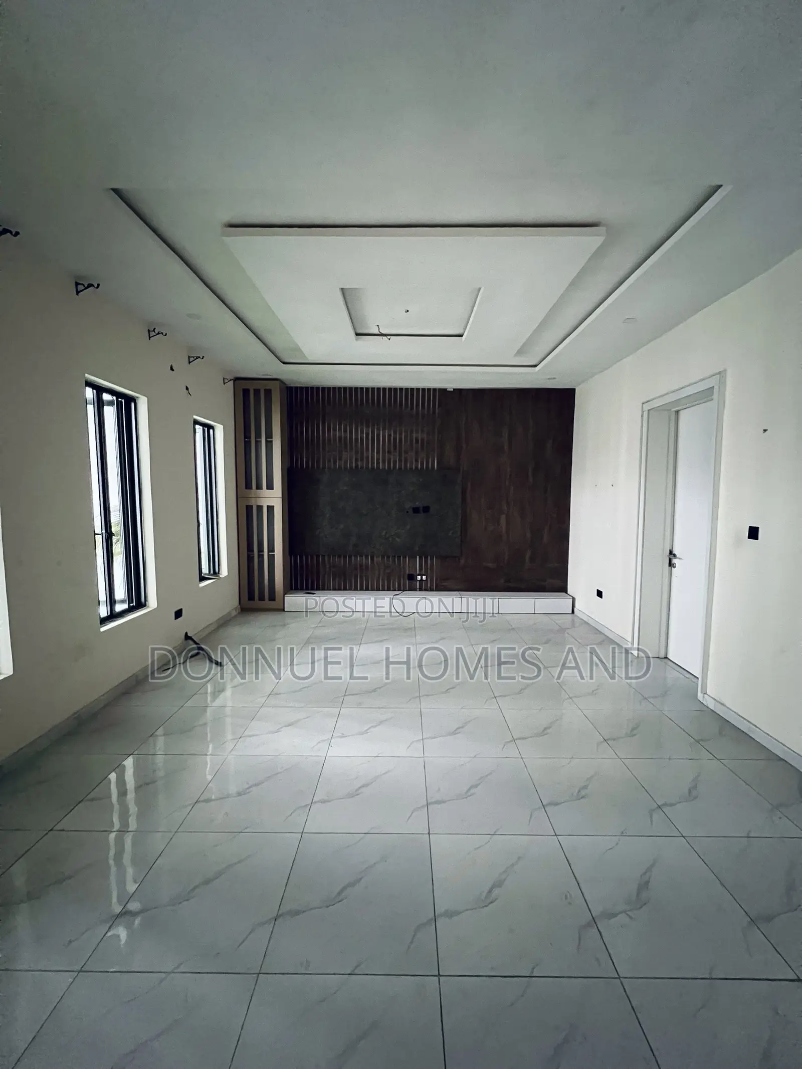 4bdrm Townhouse / Terrace in Ilaje for rent