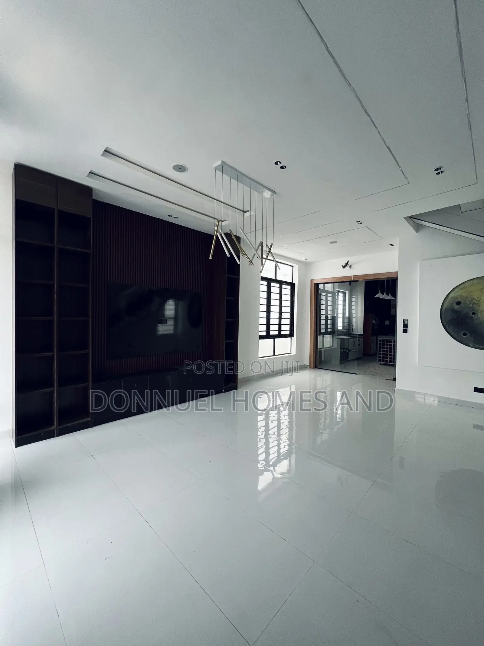 4bdrm Duplex in Lekki Expressway for sale