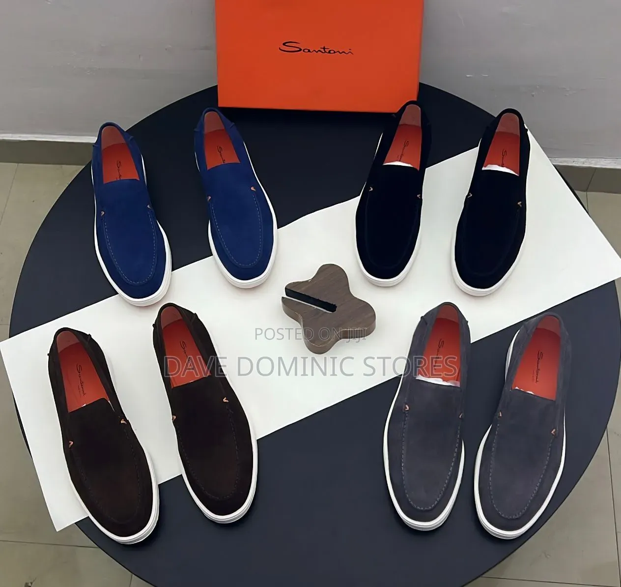 Santoni Sneakers Now Available in 4 Colors