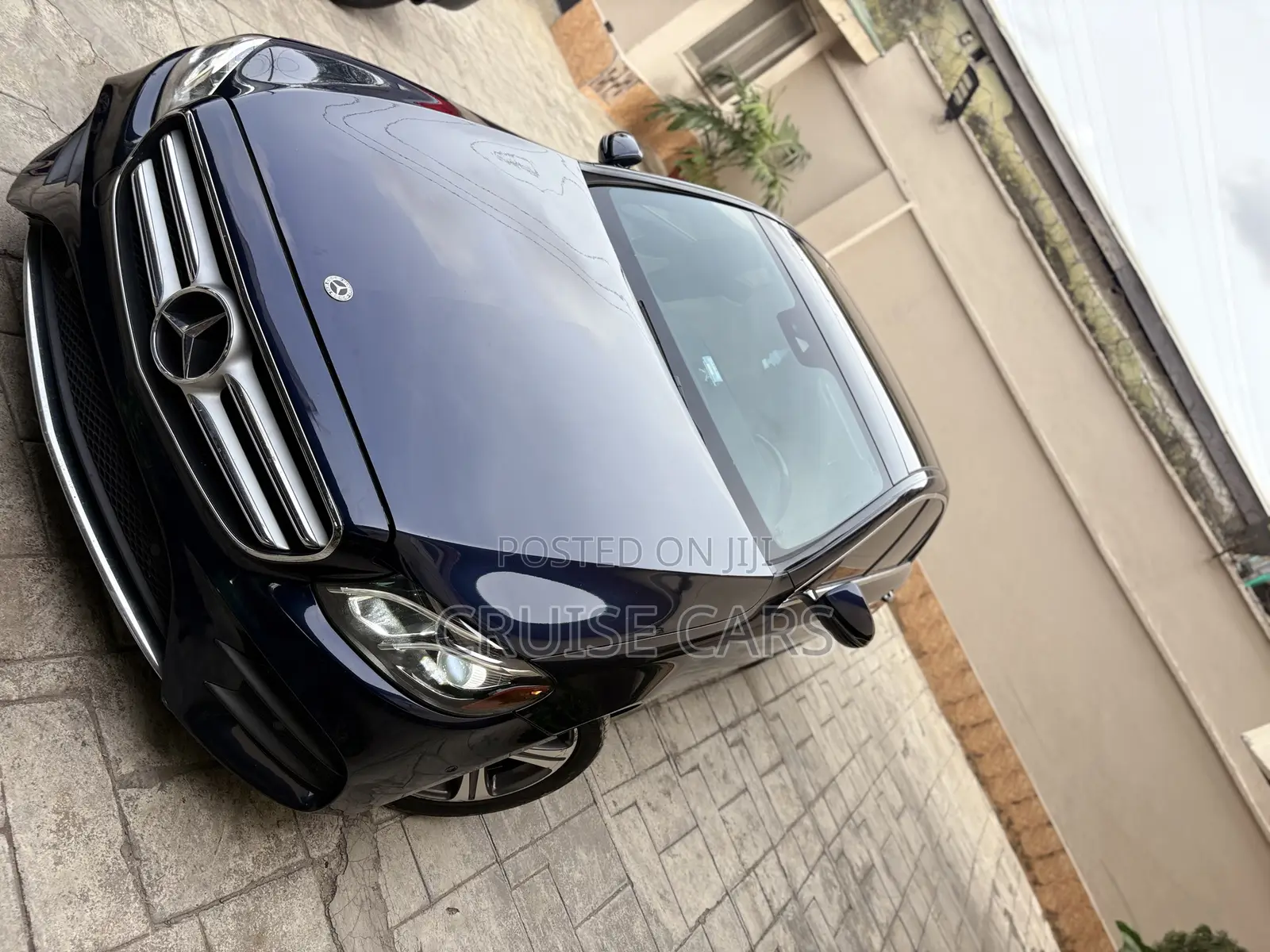 Mercedes-Benz E300 2018 Blue