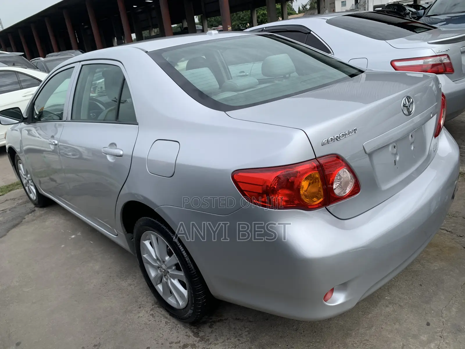 Toyota Corolla 2010 Silver