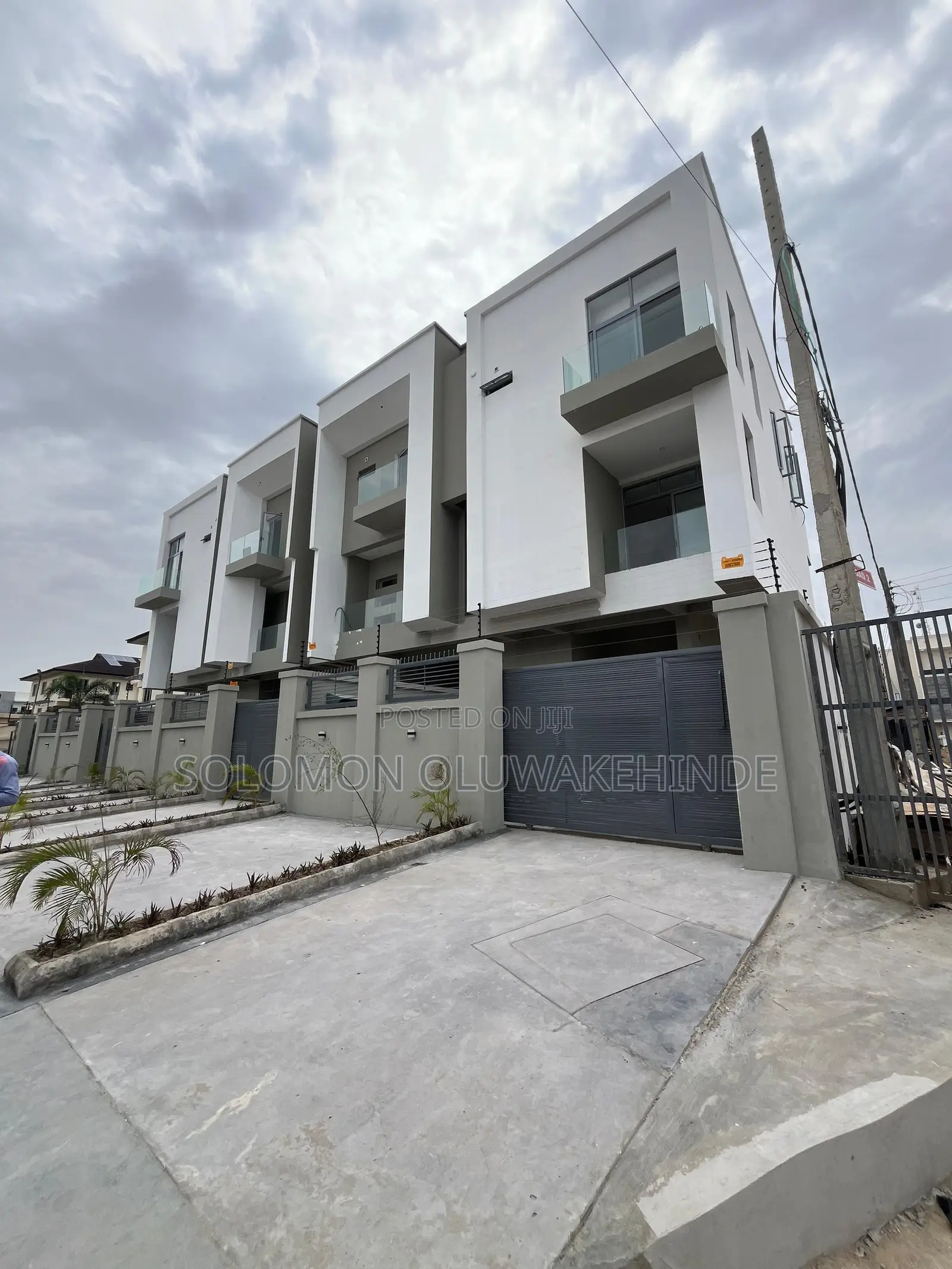 4bdrm Duplex in Lekki Phase 1 for sale