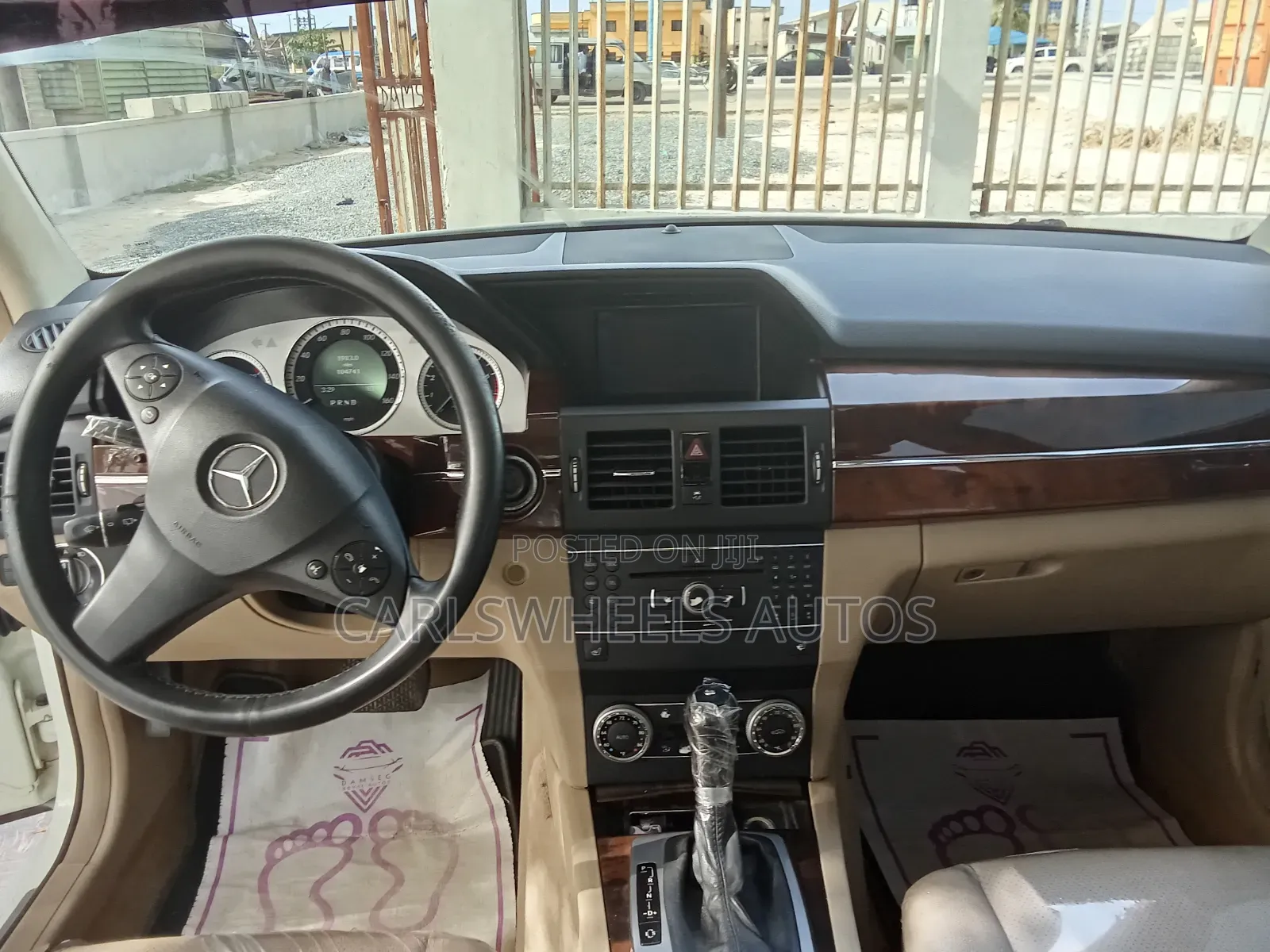 Mercedes-Benz GLK-Class 350 4MATIC 2011 White
