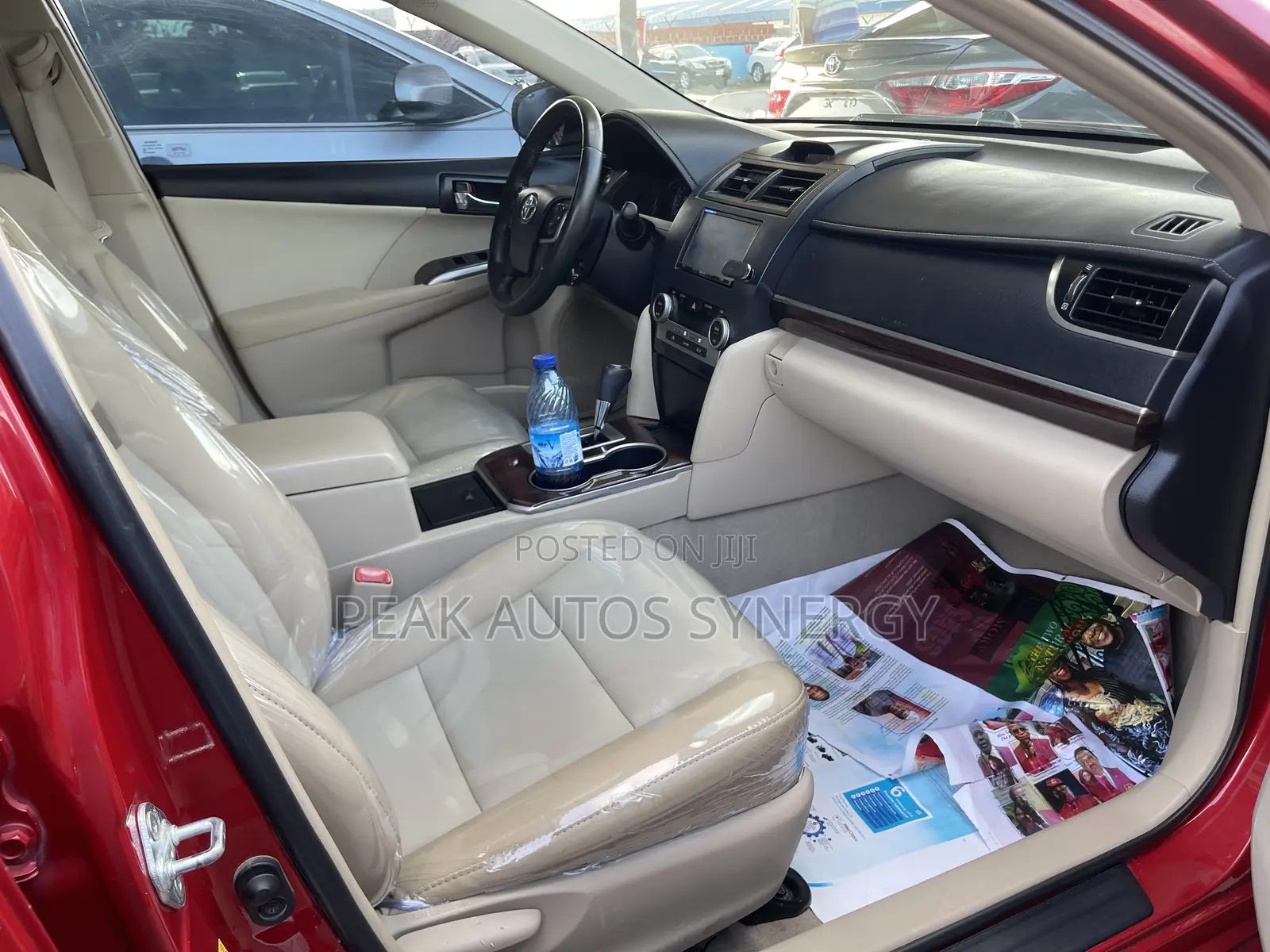 Toyota Camry XLE 4dr Sedan (2.5L 4cyl 6A) 2013 Red