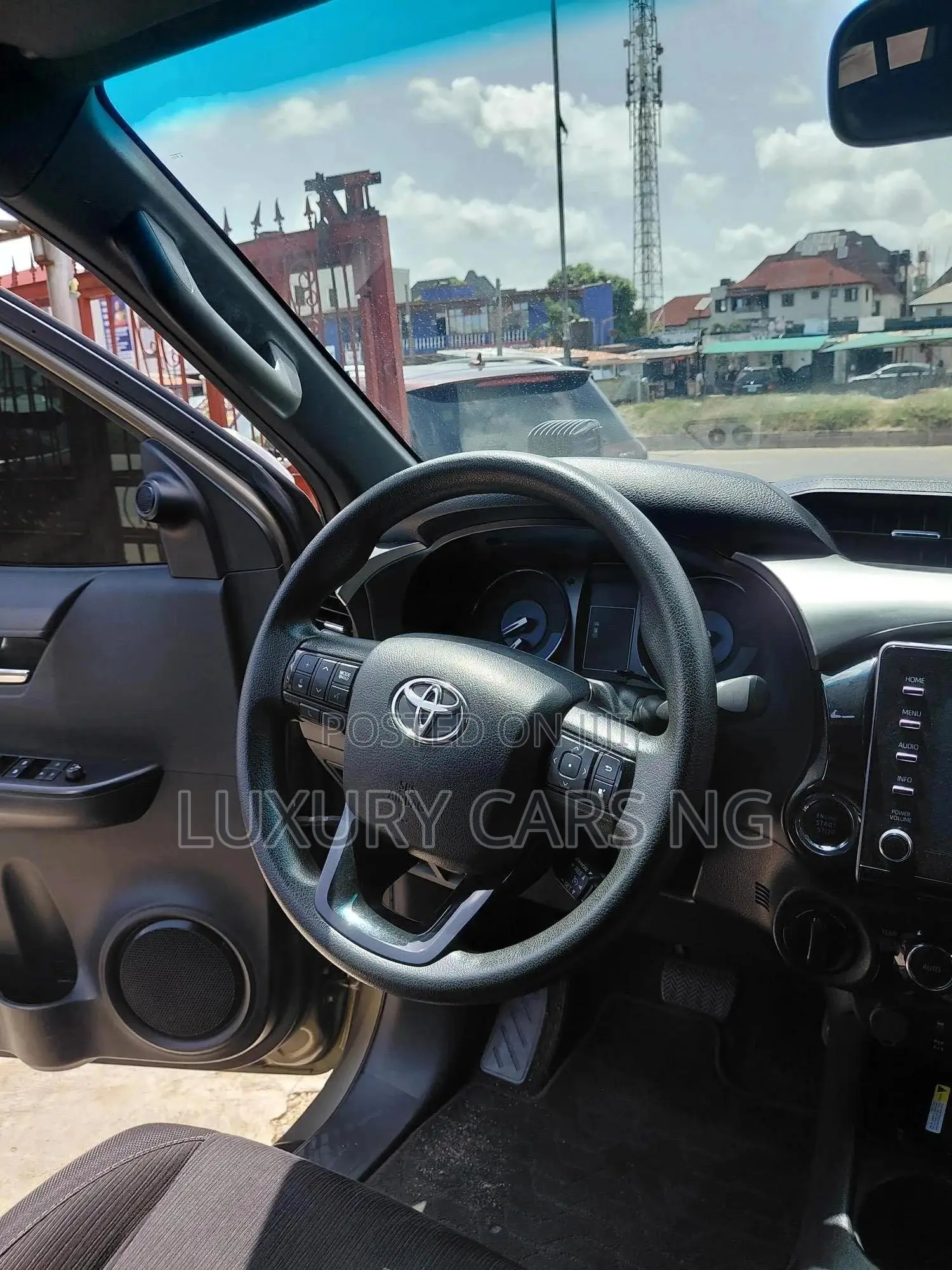 Toyota Hilux 2021 Gray