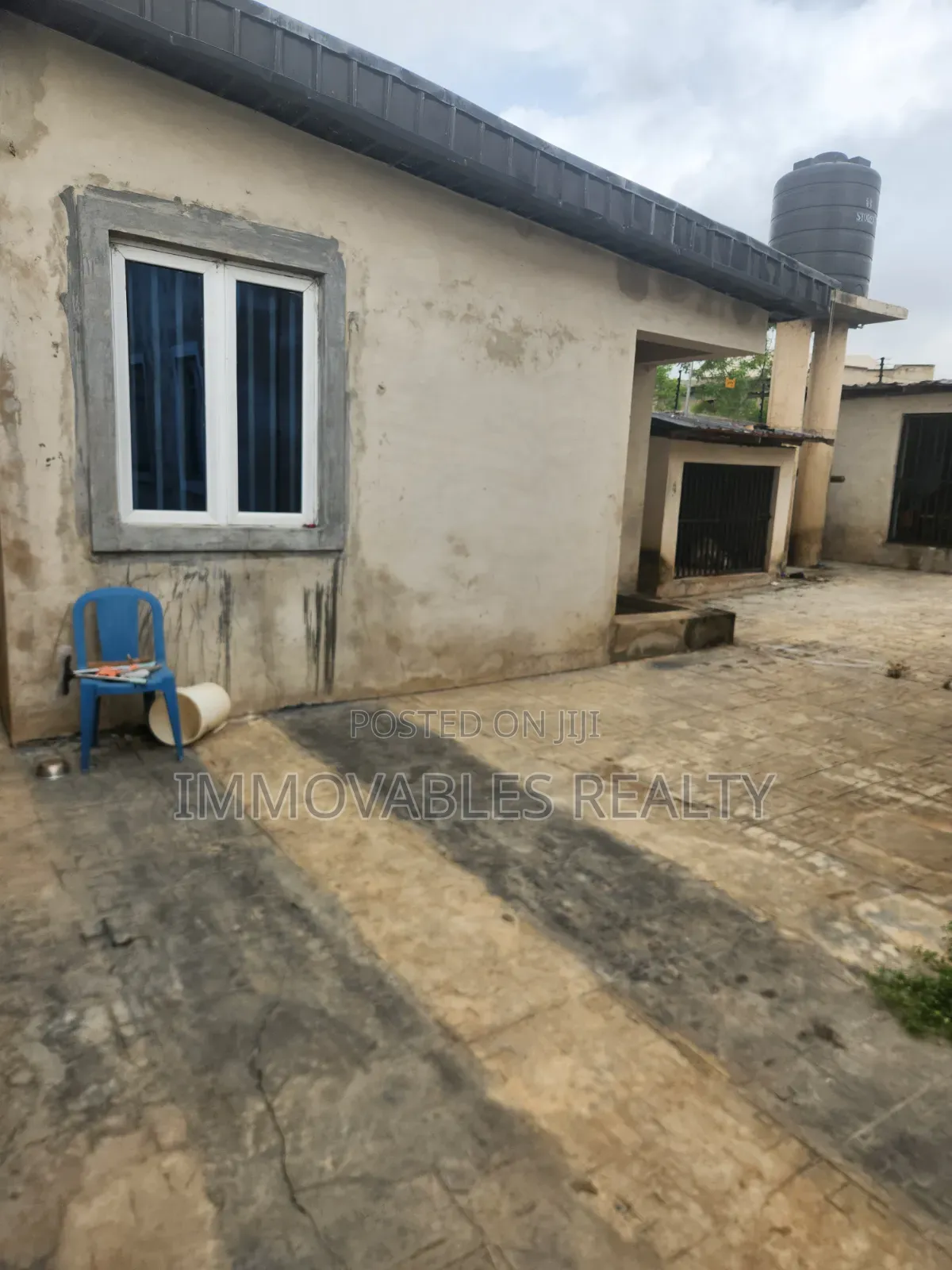 4bdrm Bungalow in Immovables Realty, Abeokuta South for sale