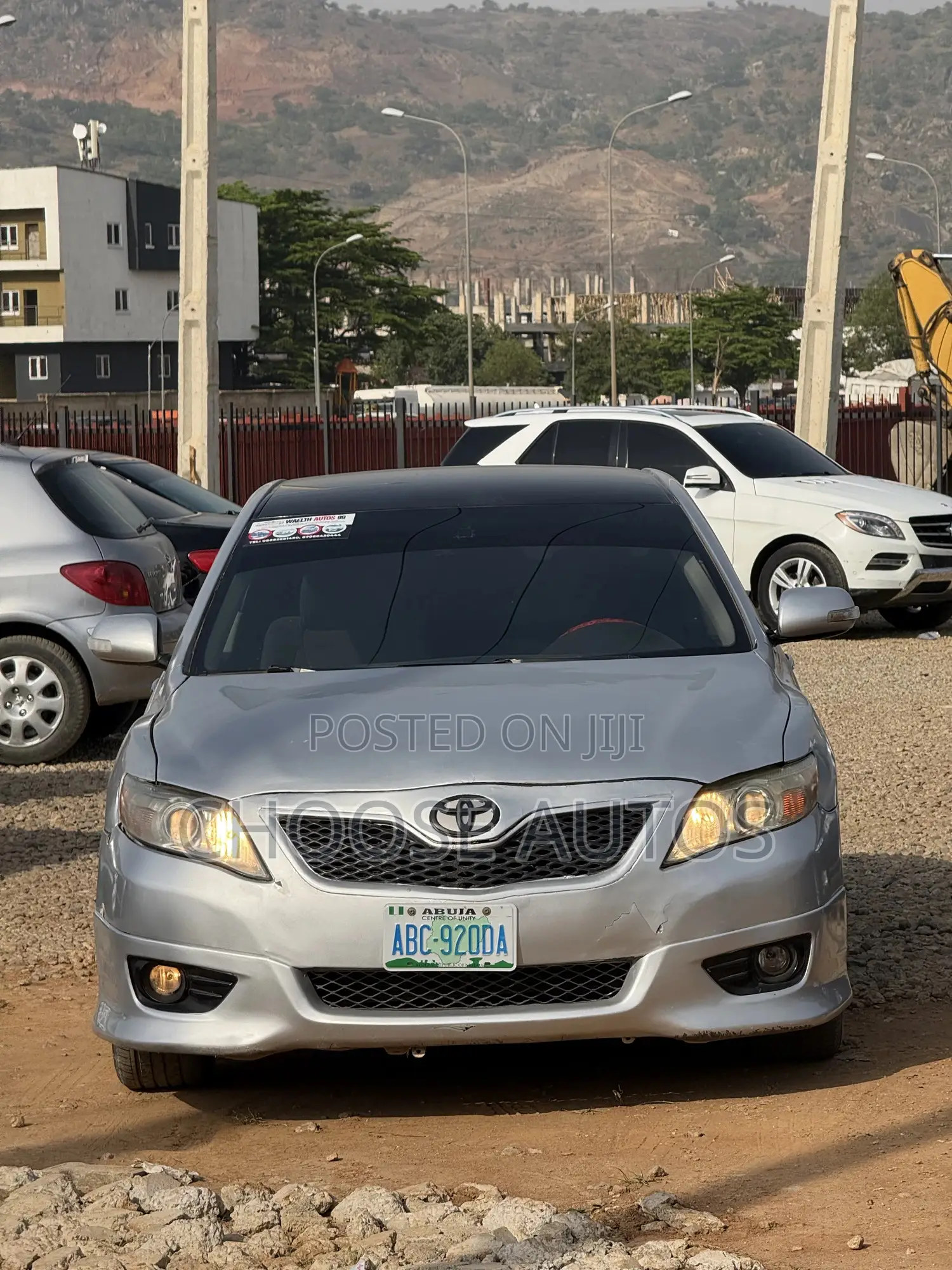 Toyota Camry SE 4dr Sedan (2.5L 4cyl 6A) 2011 Silver