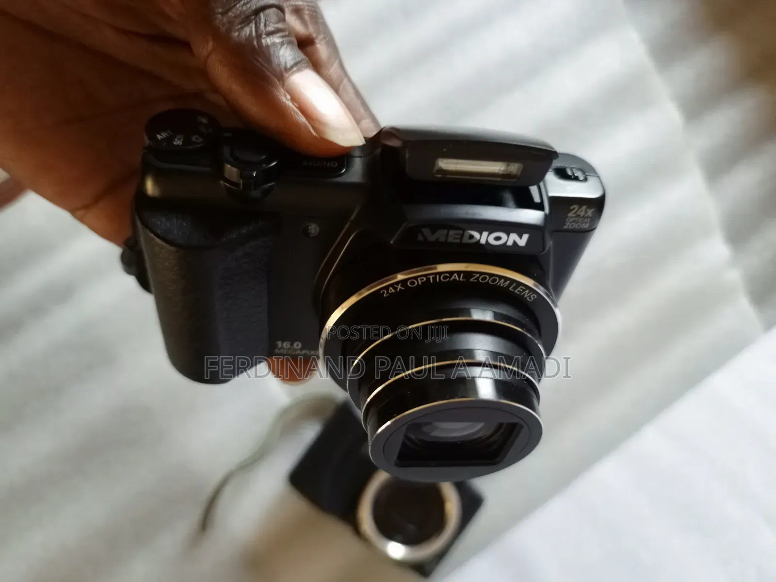 Medion Digital Photo Video Camera for Vintage Passport Snapping
