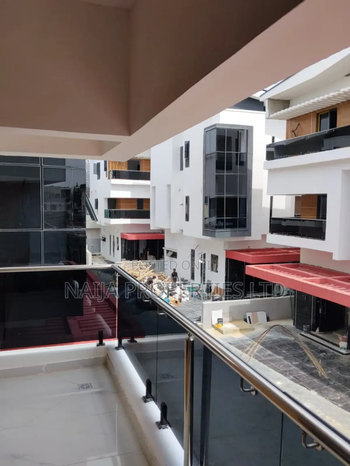 5bdrm Duplex in Ologolo for rent