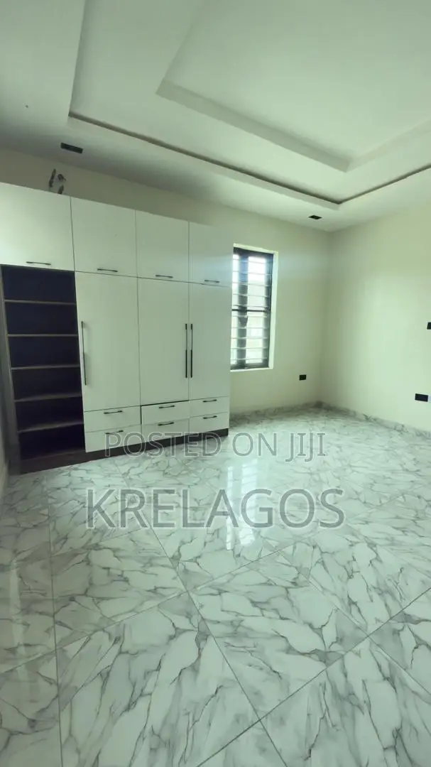3bdrm Apartment in Orchid, Chevron for rent