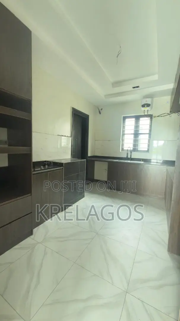 3bdrm Apartment in Orchid, Chevron for rent