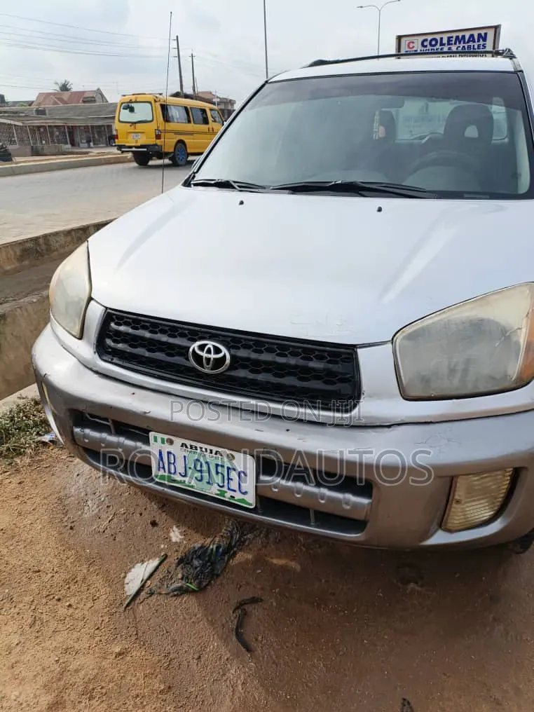 Toyota RAV4 Automatic 2003 Silver