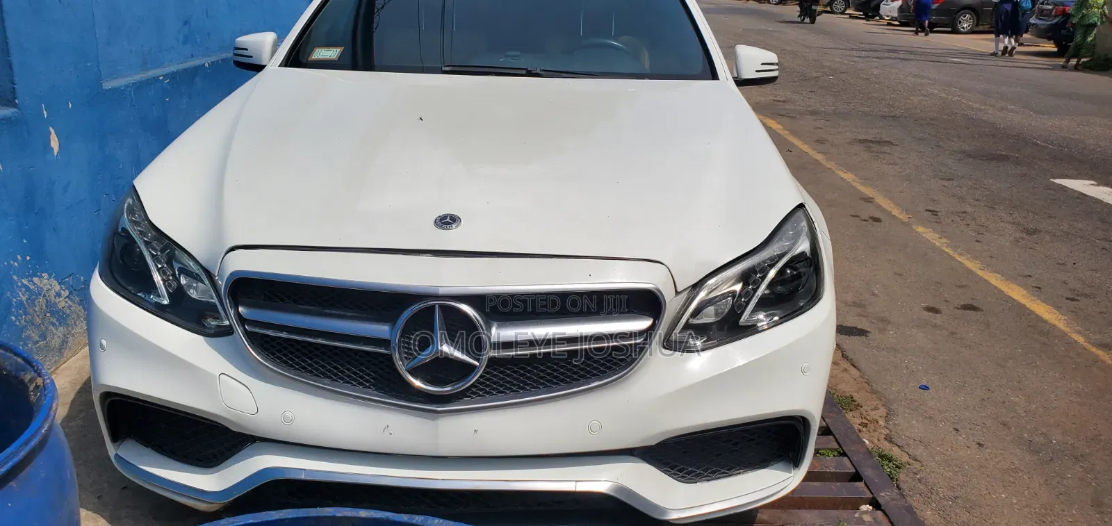 Mercedes-Benz E350 Base 4Matic Sedan AWD (3.5L 6cyl 7A) 2010 White