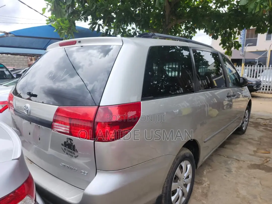 Toyota Sienna LE AWD 2006 Silver