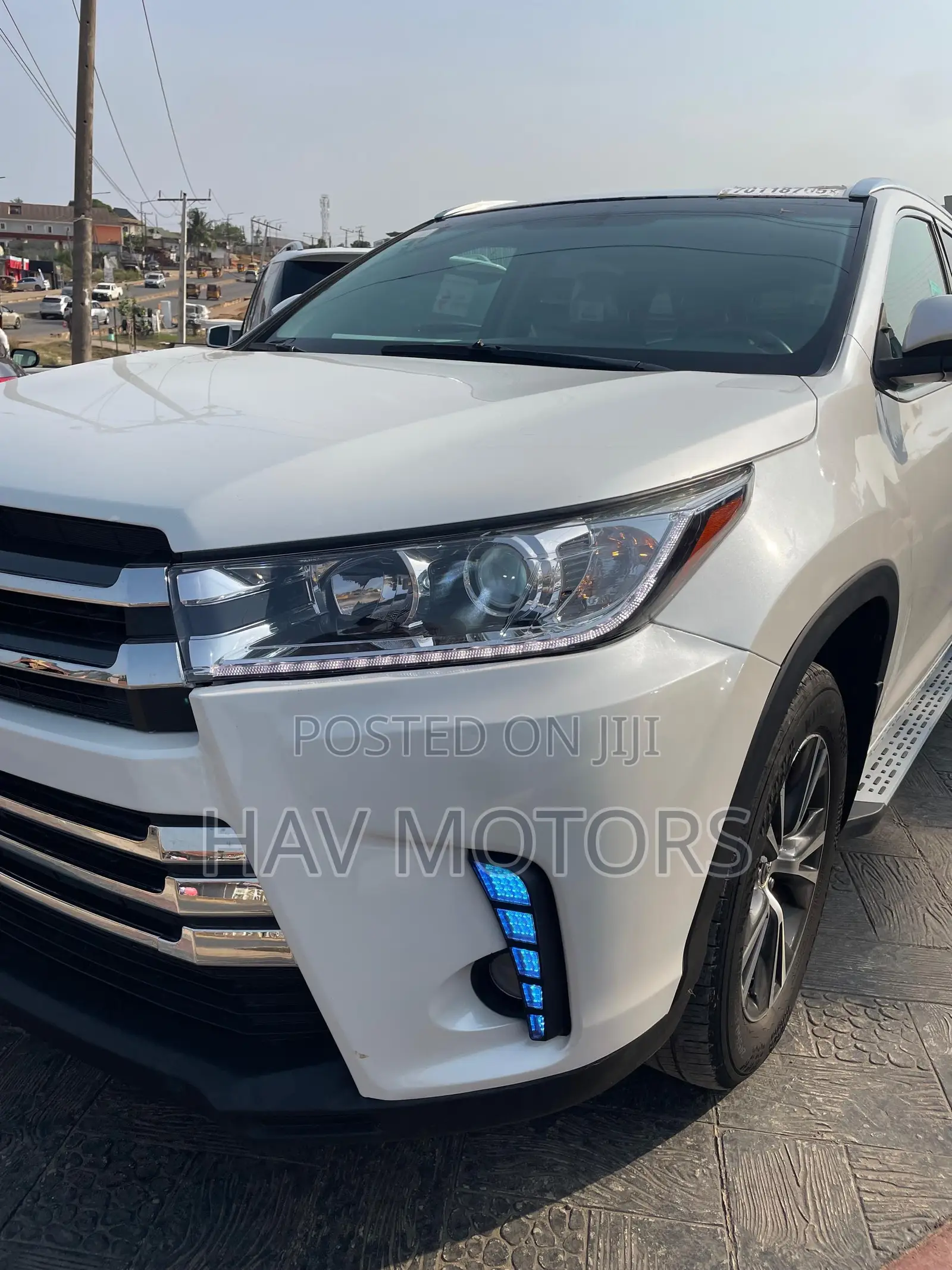 Toyota Highlander Limited 4dr SUV AWD (3.5L 6cyl 6A) 2015 White