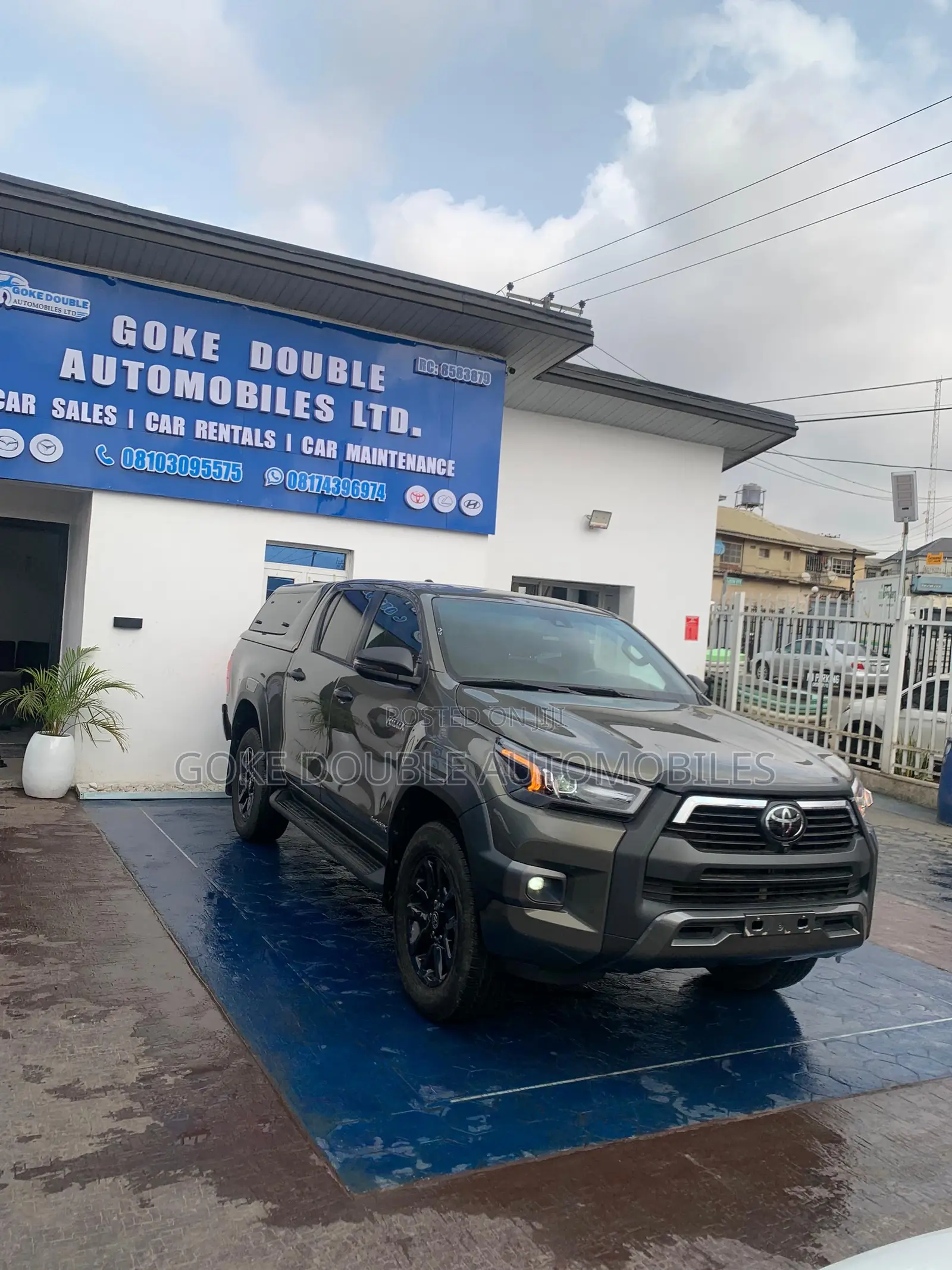 Toyota Hilux 2022 Green