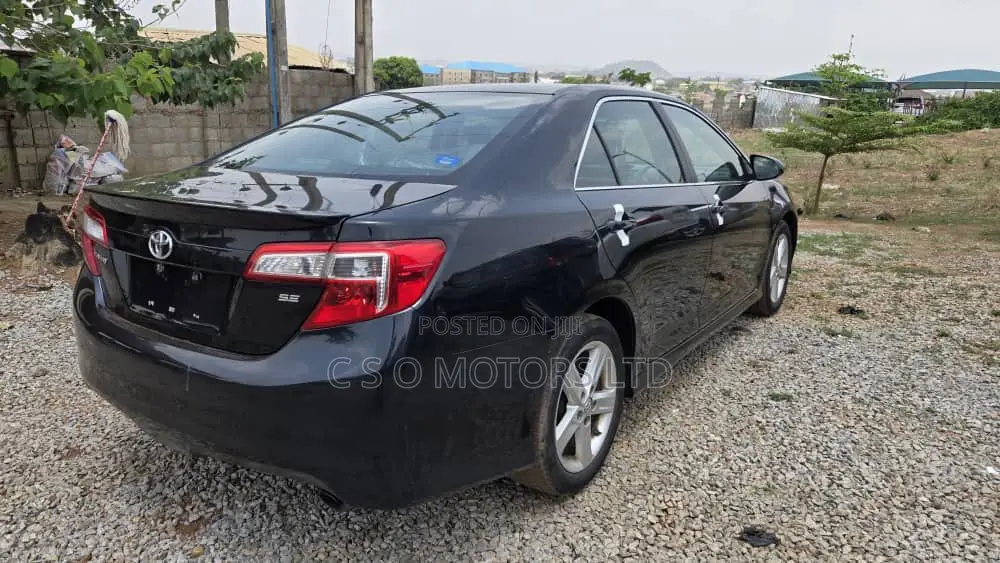 Toyota Camry SE 4dr Sedan (2.5L 4cyl 6A) 2014 Black