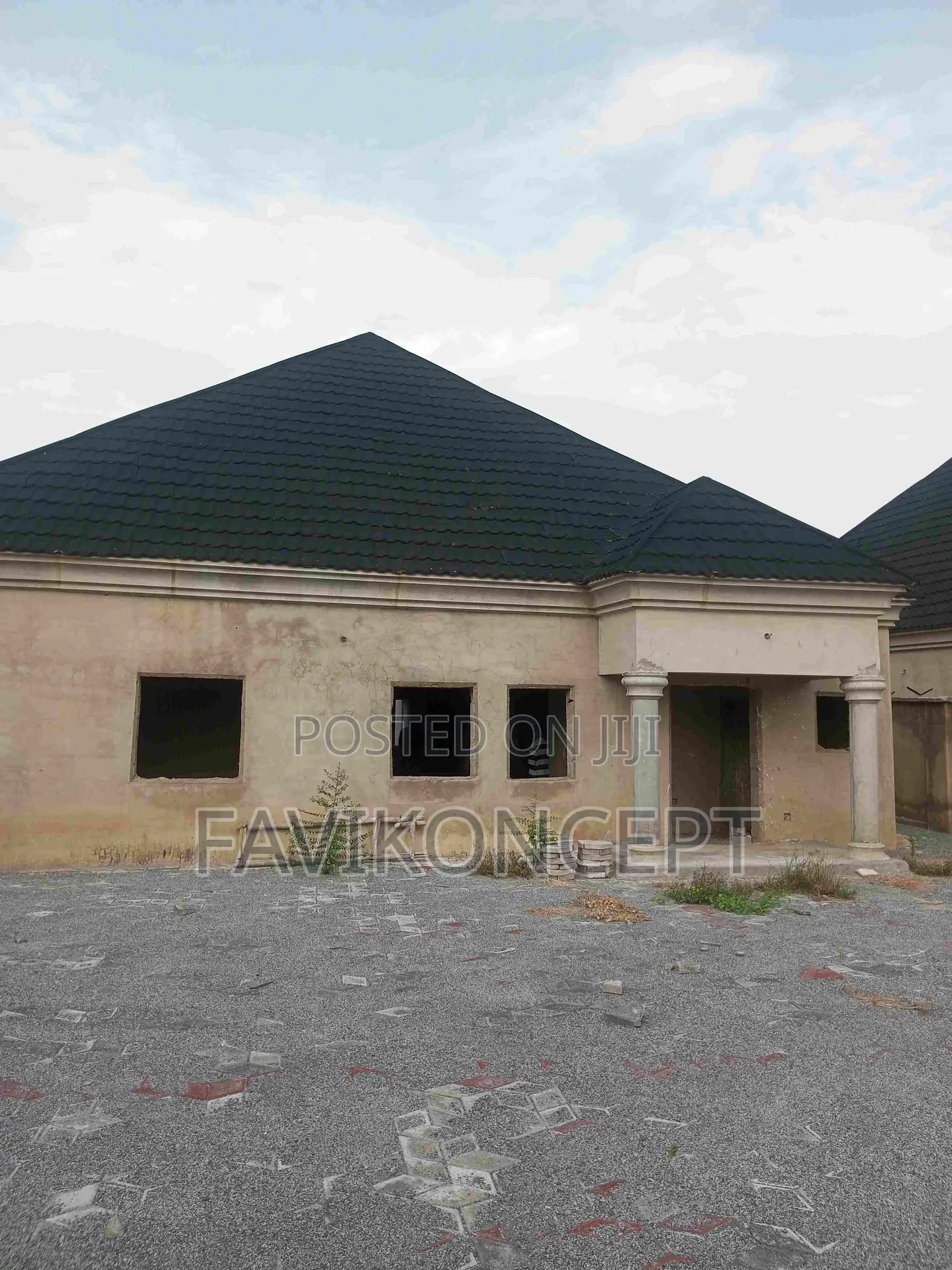 4bdrm Bungalow in Legend Estate, Giri for sale