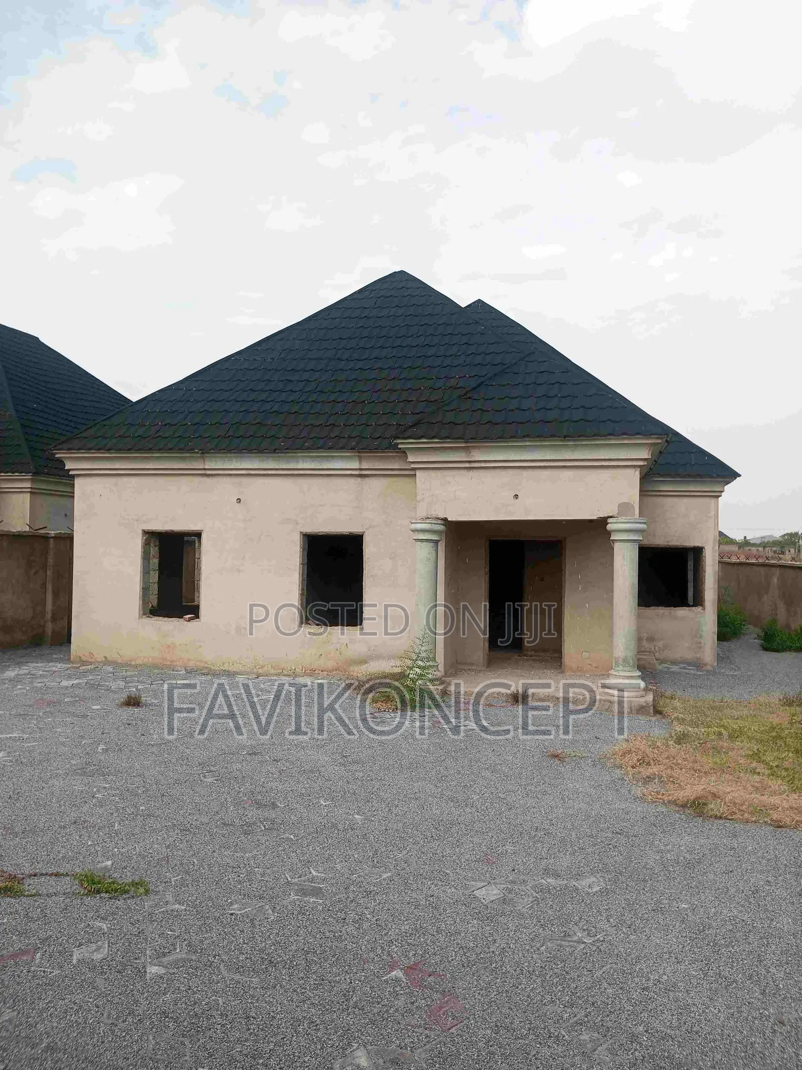 4bdrm Bungalow in Legend Estate, Giri for sale
