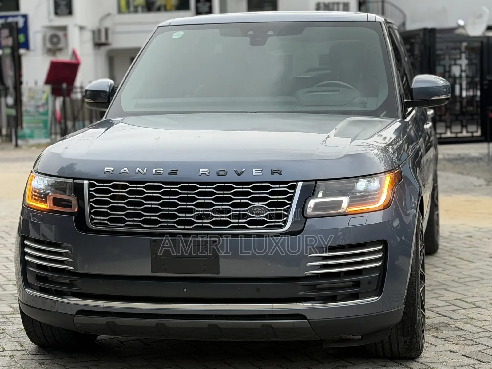 Land Rover Range Rover Vogue 2019 Blue