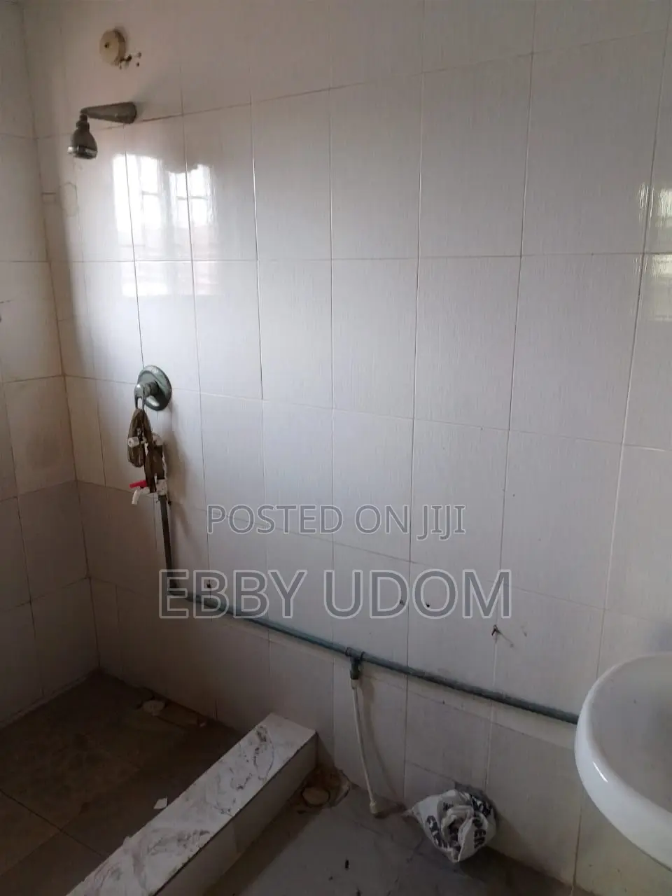 Furnished 2bdrm Duplex in Oba Akran for rent