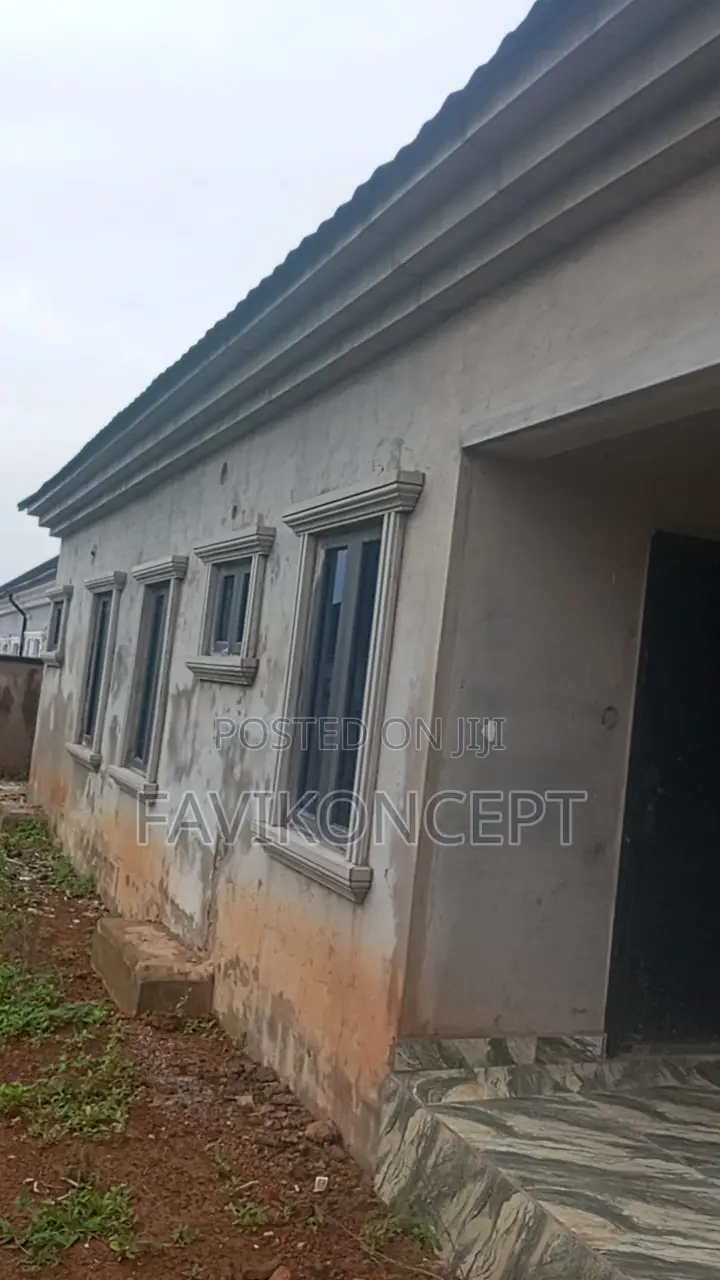 3bdrm Bungalow in Legend Estate, Giri for sale