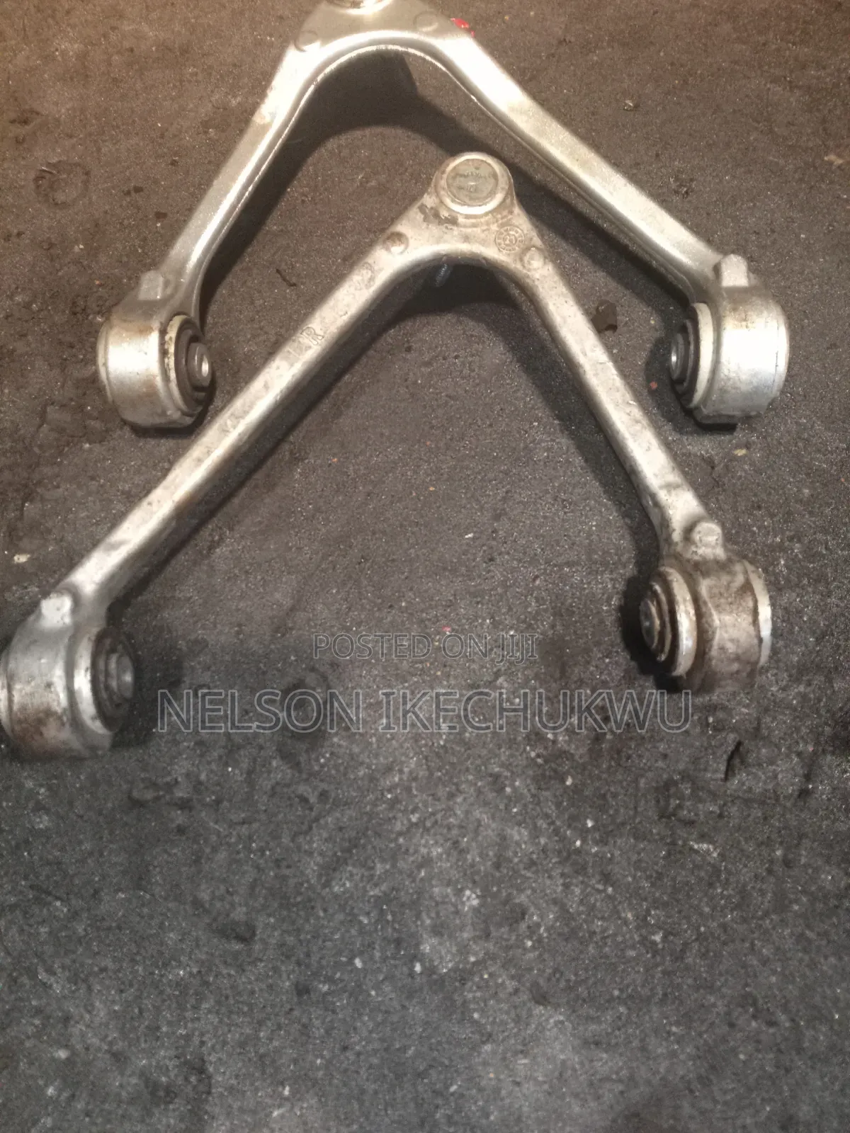 Upper Arm Jaguar Xf