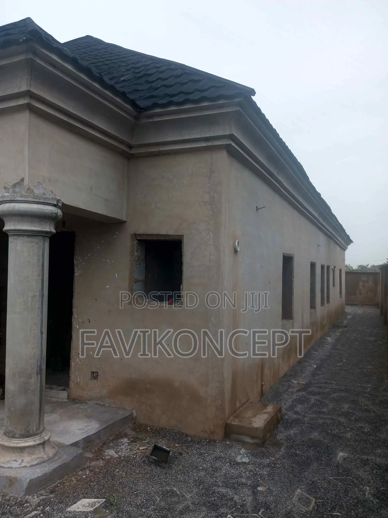 3bdrm Bungalow in Legend Estate, Giri for sale