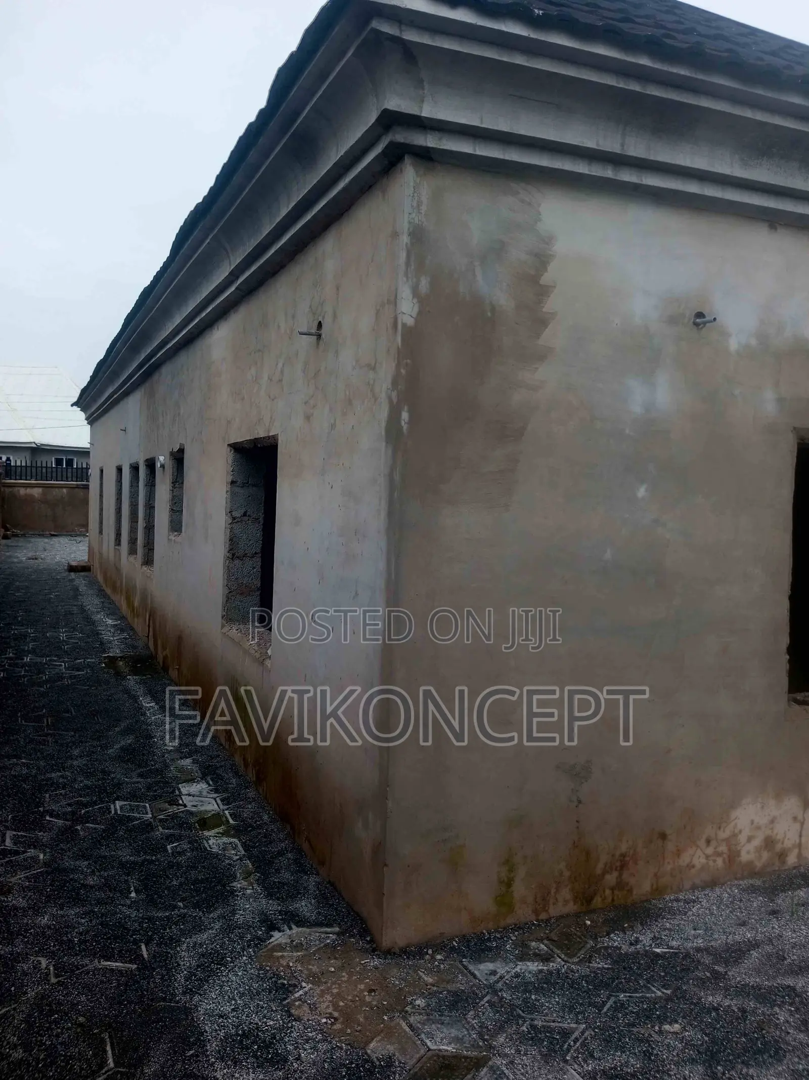 3bdrm Bungalow in Legend Estate, Giri for sale