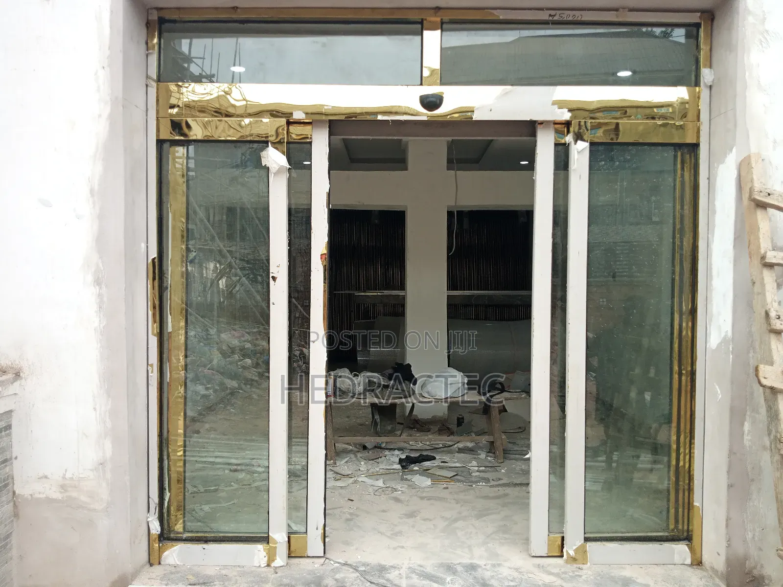 Automatic Sensor Tempered Glass Door