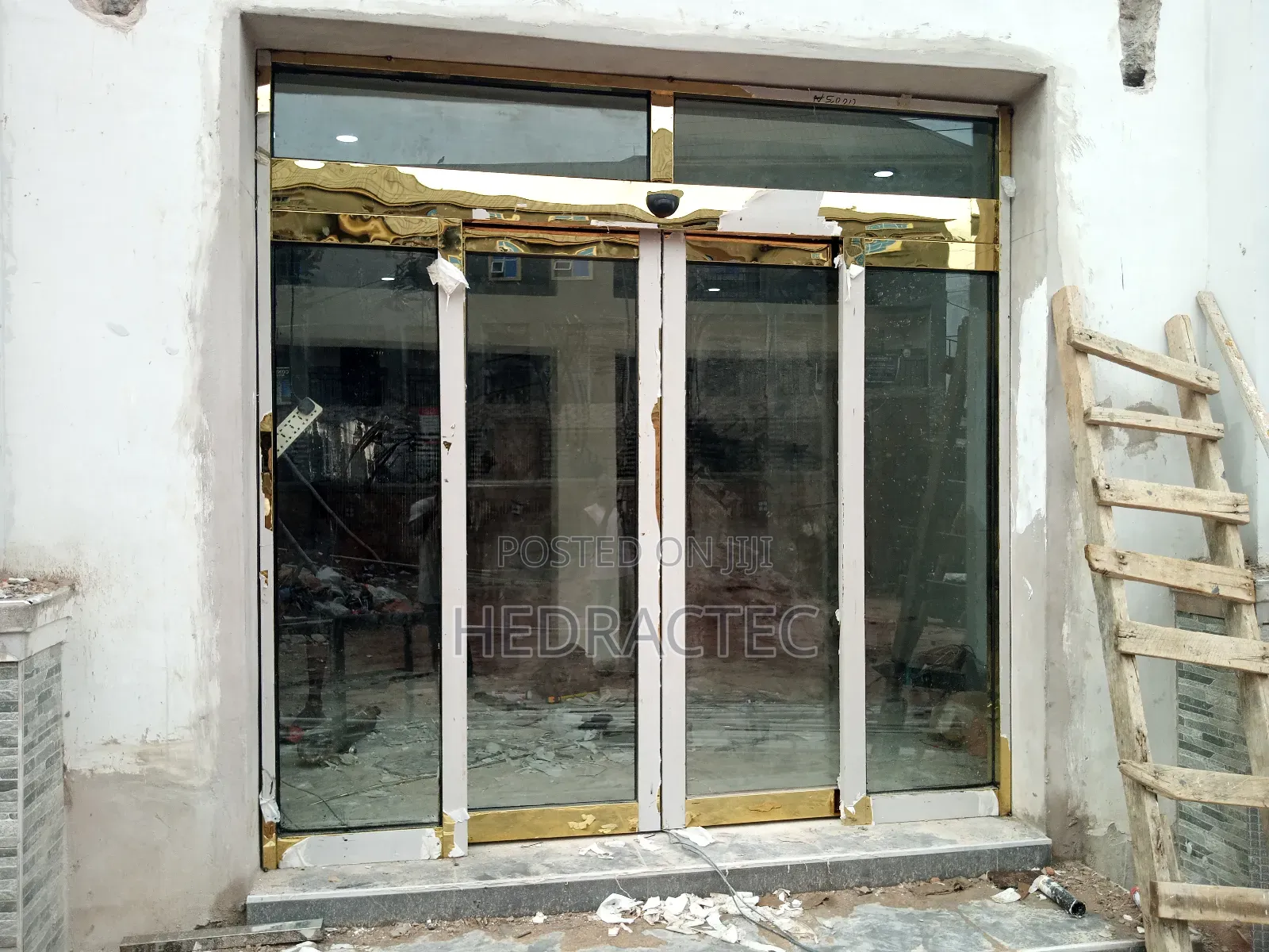 Automatic Sensor Tempered Glass Door