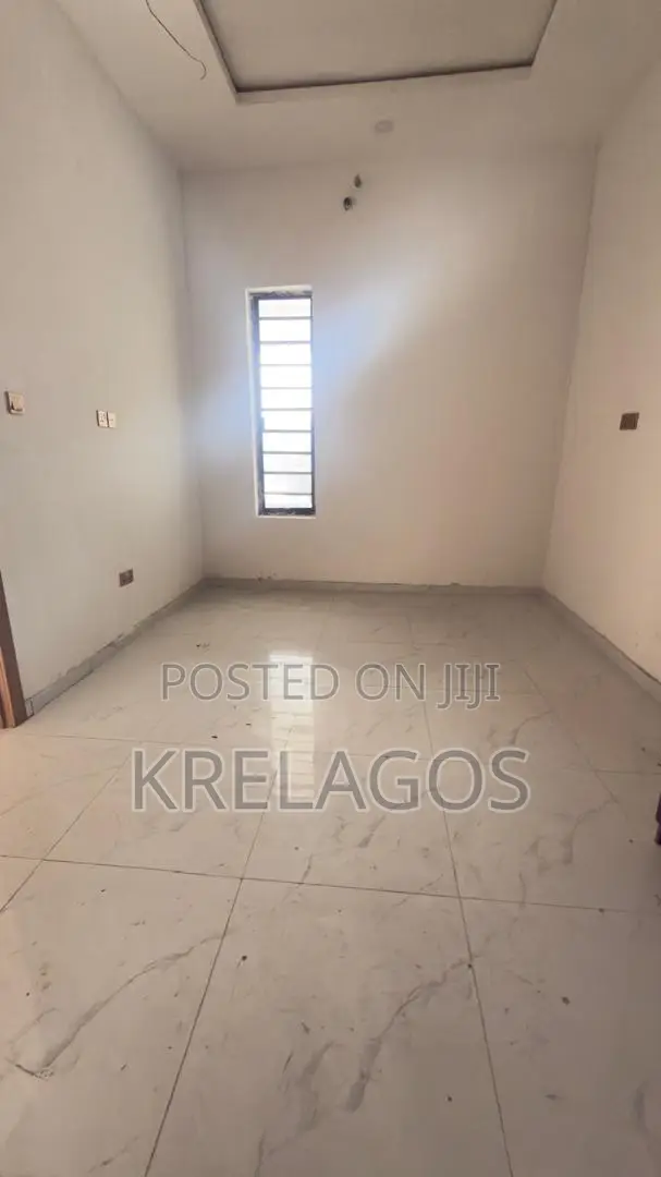 1bdrm Apartment in Orchid, Chevron for sale