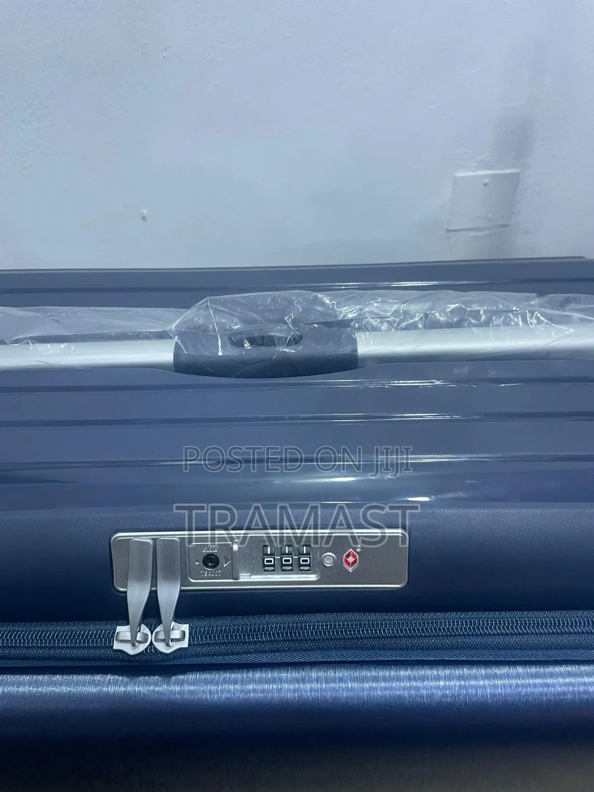 Luxury Travel Luggage – Navy Blue (Tsa Lock)
