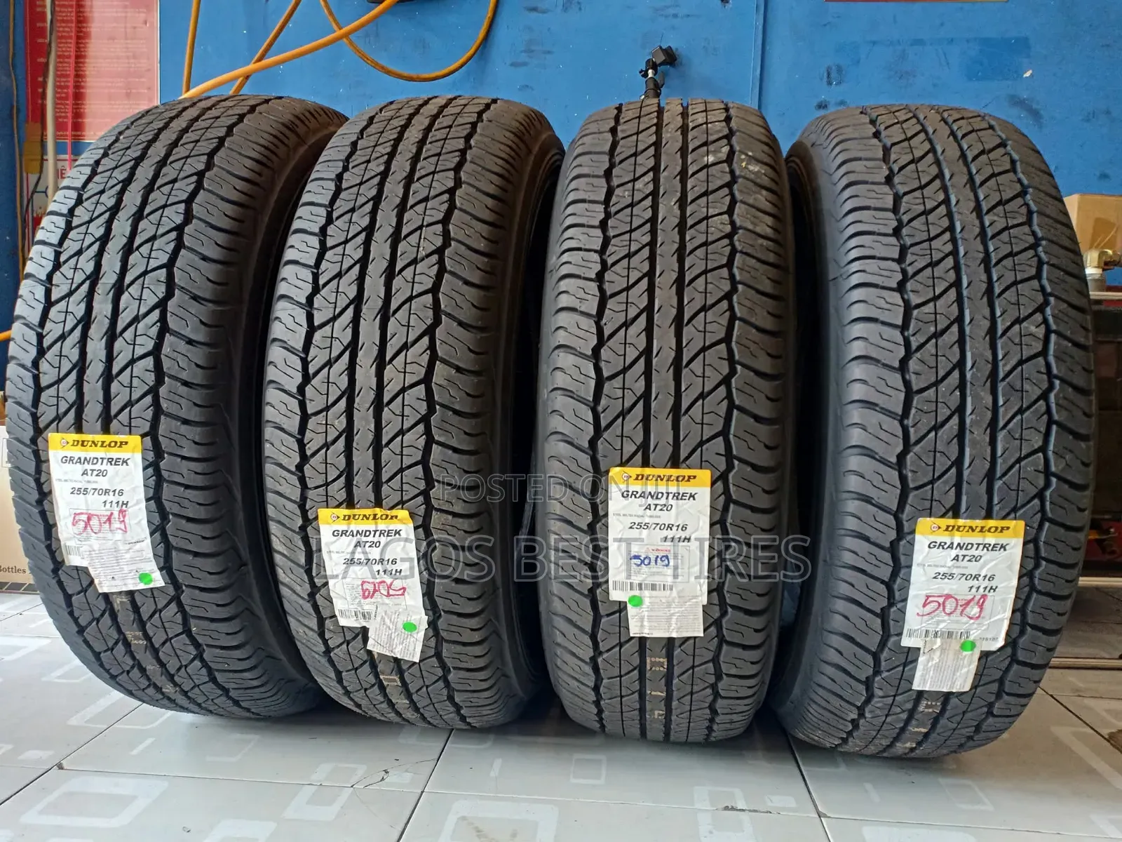 ​ Brand New Dunlop Grandtrek At20 – 255/70r16 (The Factory Legend)