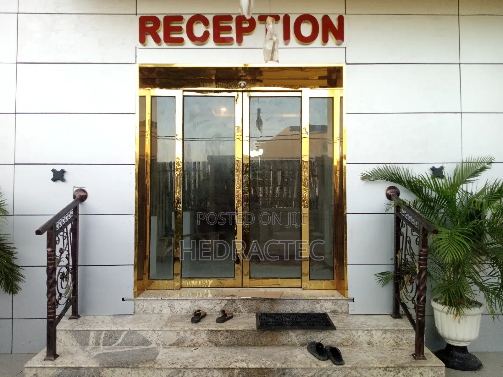 Intelligent Entrance Automatic Glass Sliding Door Frameless