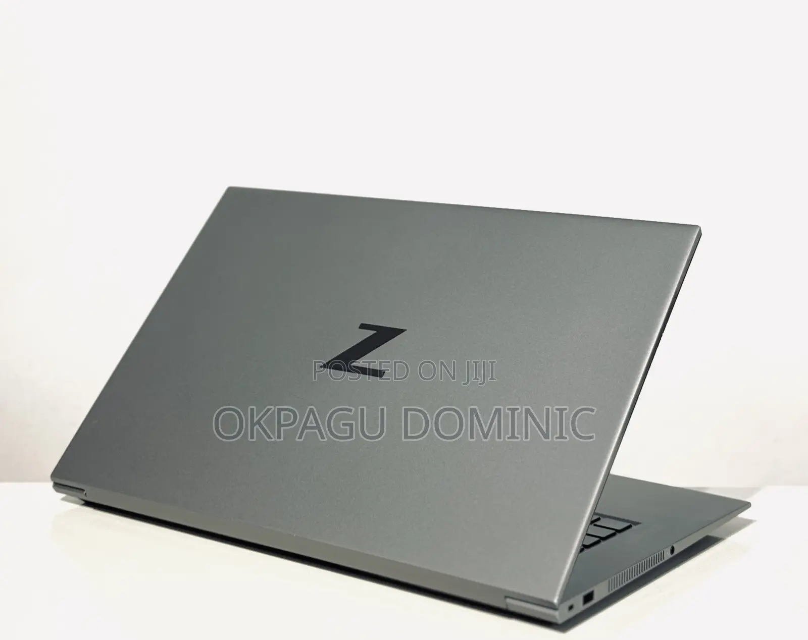 Laptop HP ZBook Firefly 14 G7 16GB Intel Core i7 HDD+SSD 512GB