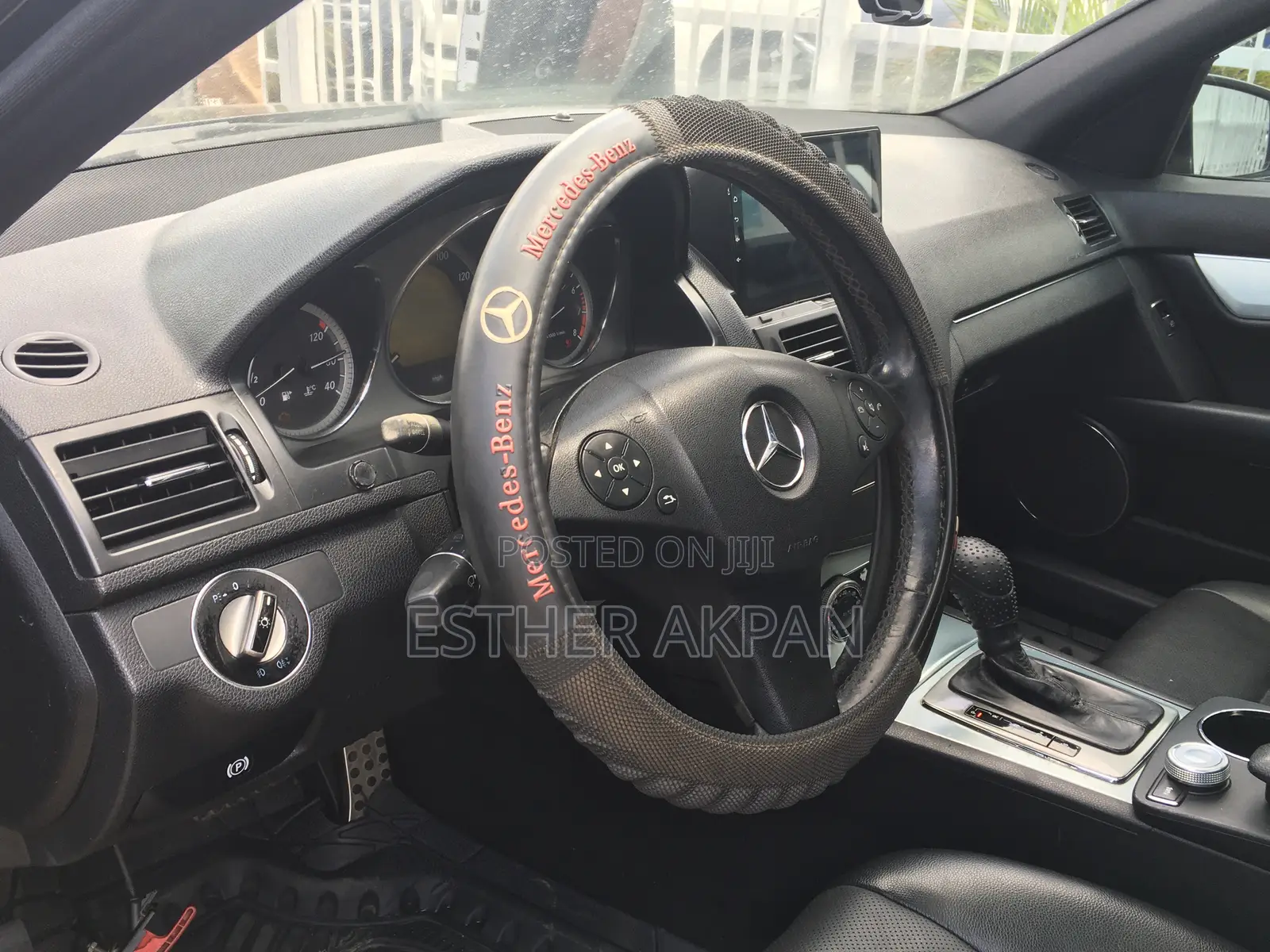 Mercedes-Benz C300 2010 Black