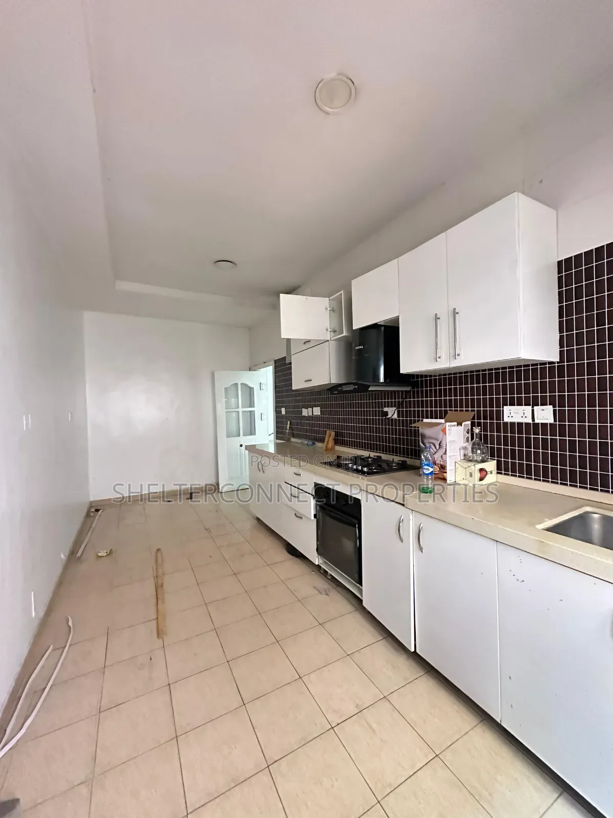 3bdrm Apartment in Lekki Phase 1 for rent