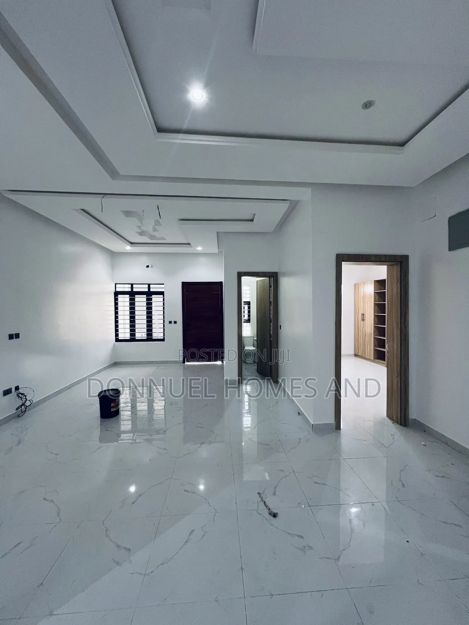 2bdrm Apartment in Lekki Expressway for rent