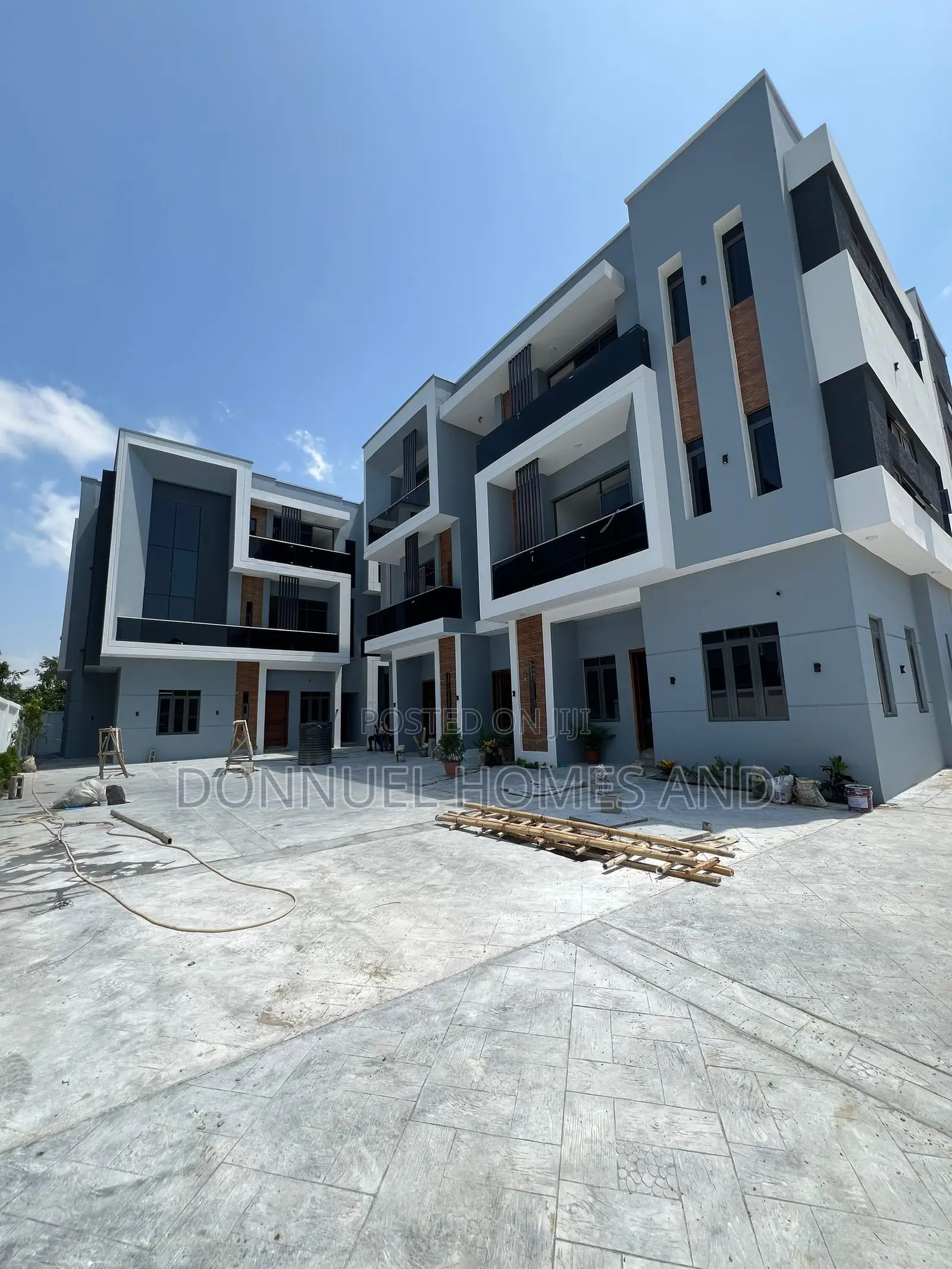 2bdrm Apartment in Lekki Expressway for rent