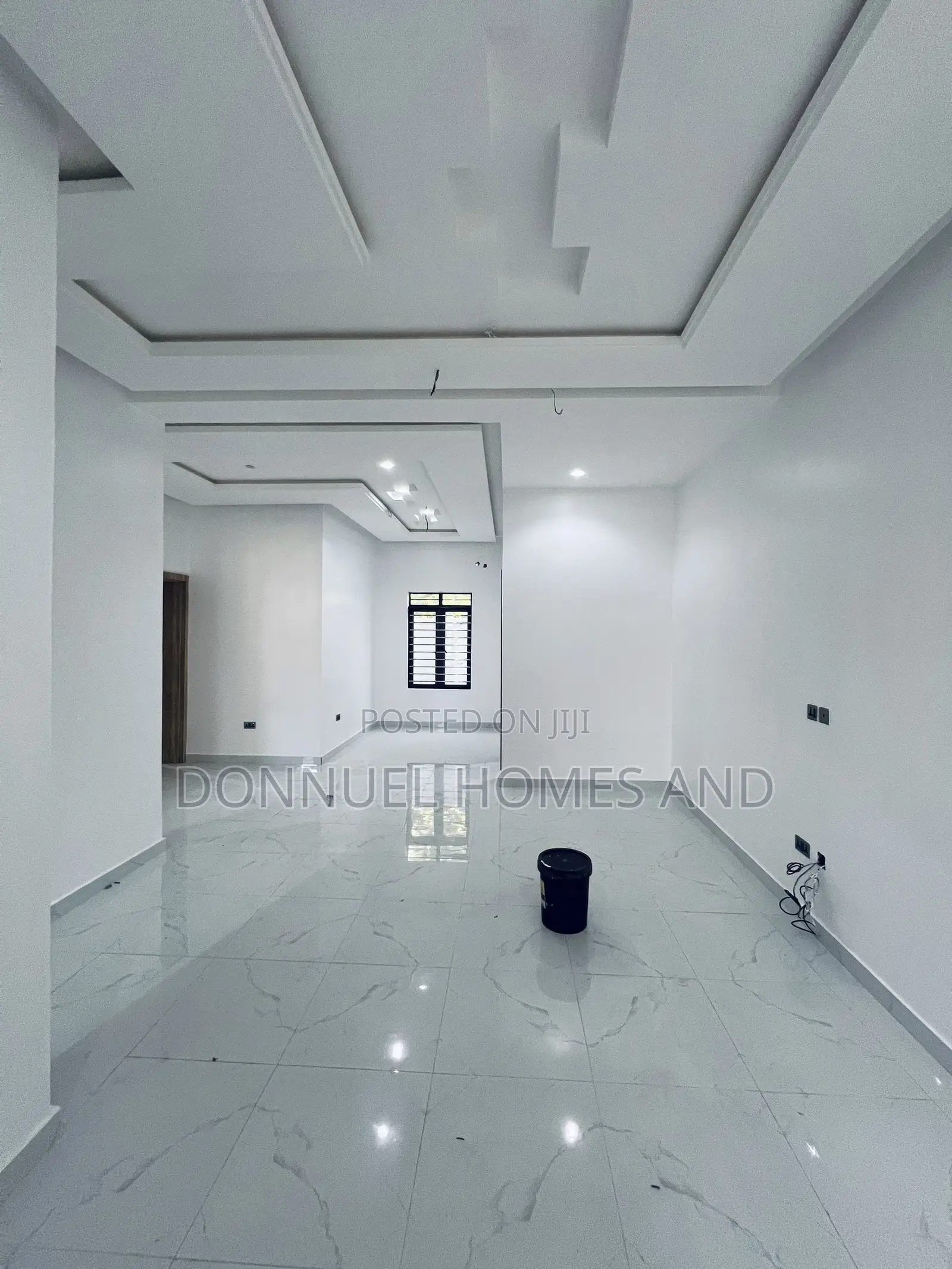 2bdrm Apartment in Lekki Expressway for rent
