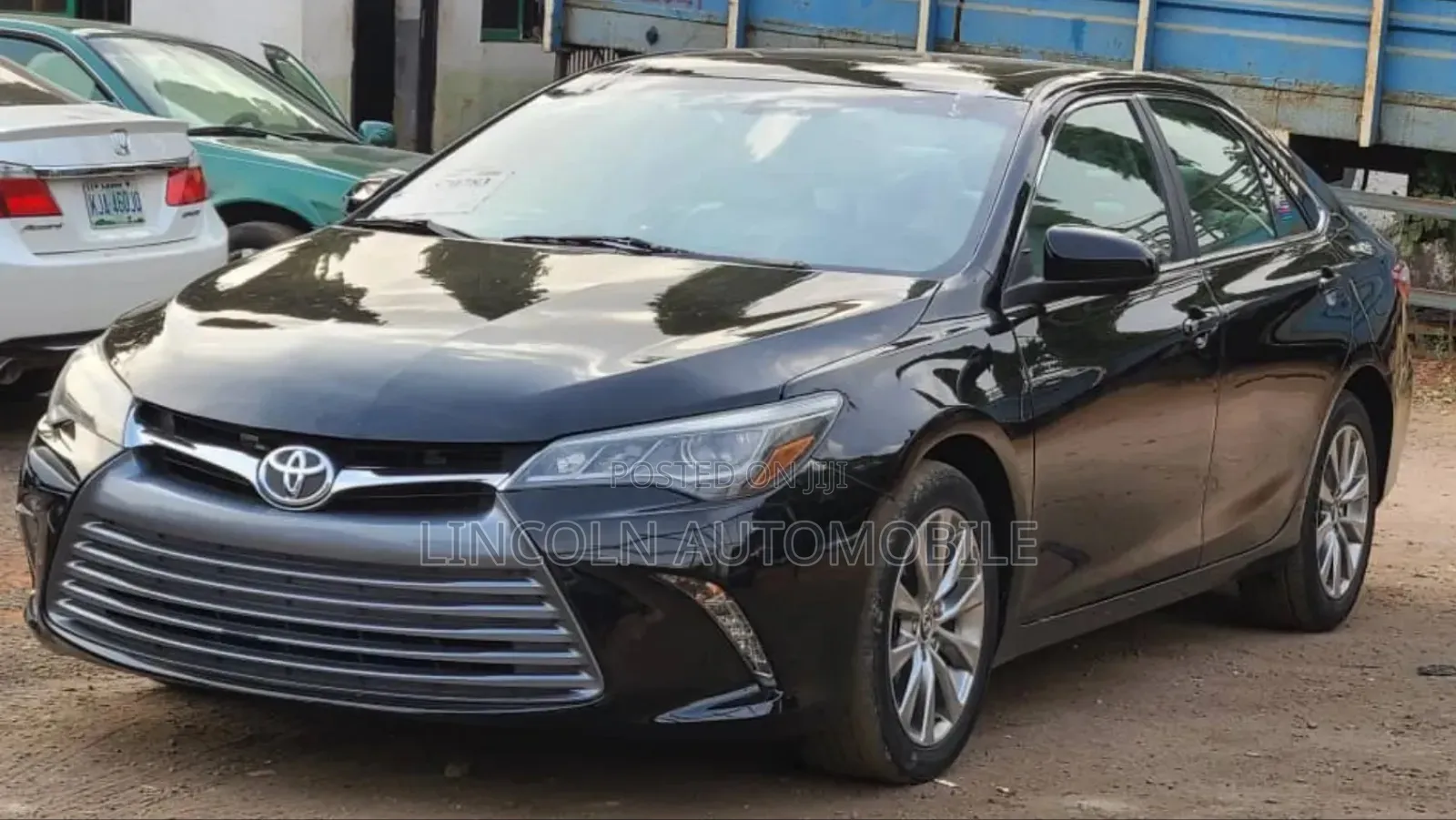 Toyota Camry XLE 4dr Sedan (3.5L 6cyl 6A) 2015 Black