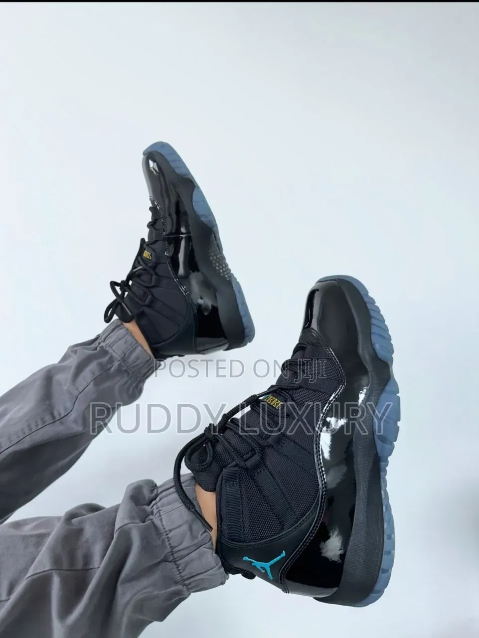 Nike Air Jordan Future Mesh Sneakers