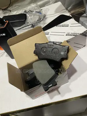Original Front and Back Brake Pads for Toyota Camry/Es350