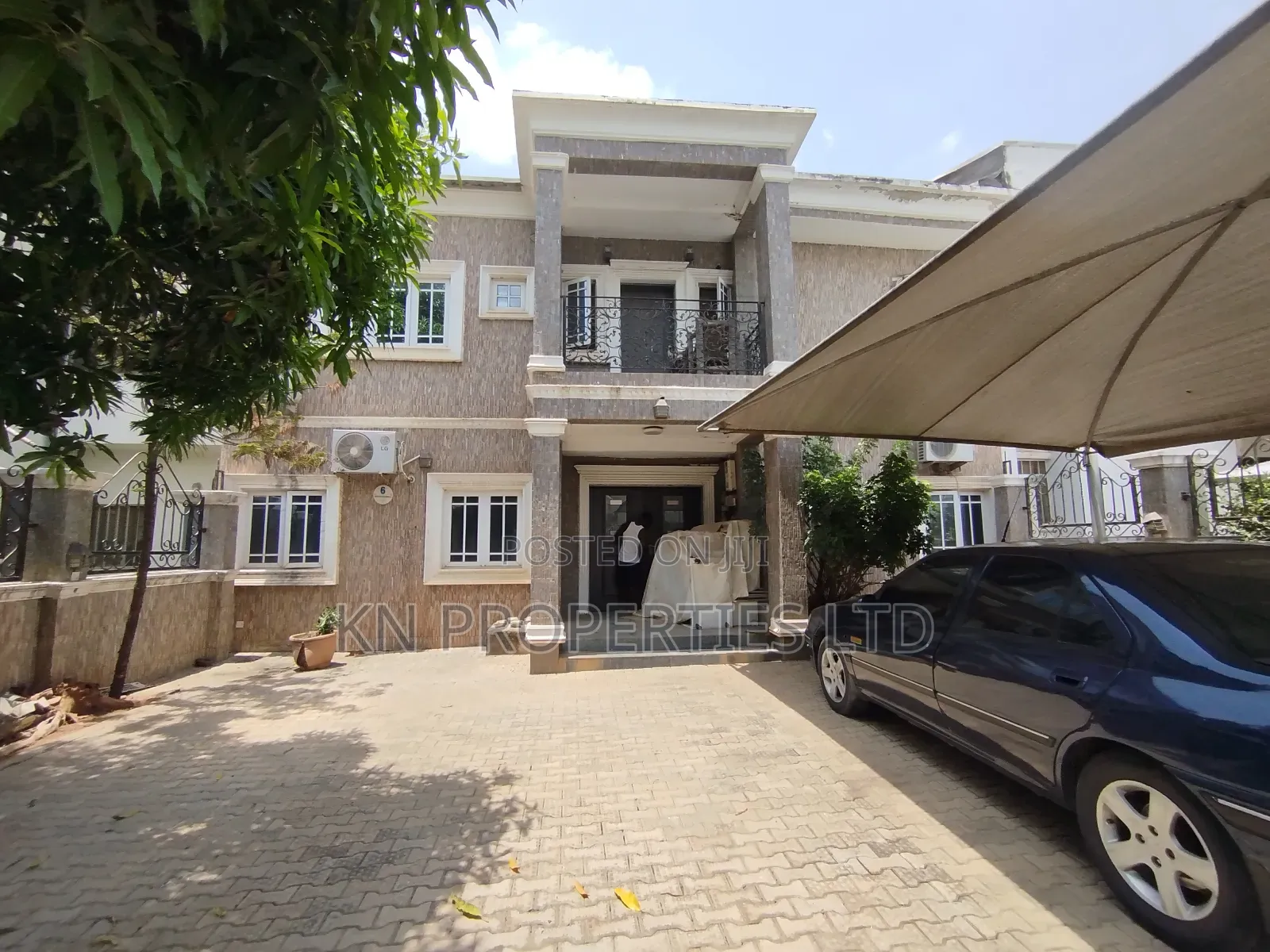 4bdrm Duplex in Apo District for sale