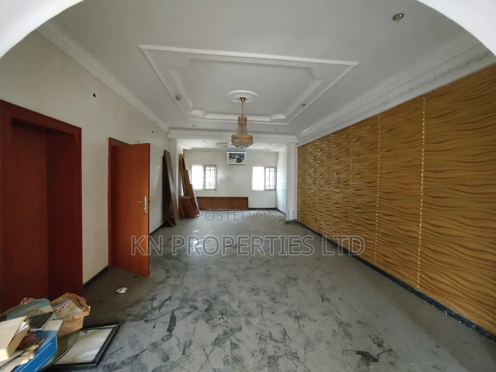 4bdrm Duplex in Apo District for sale