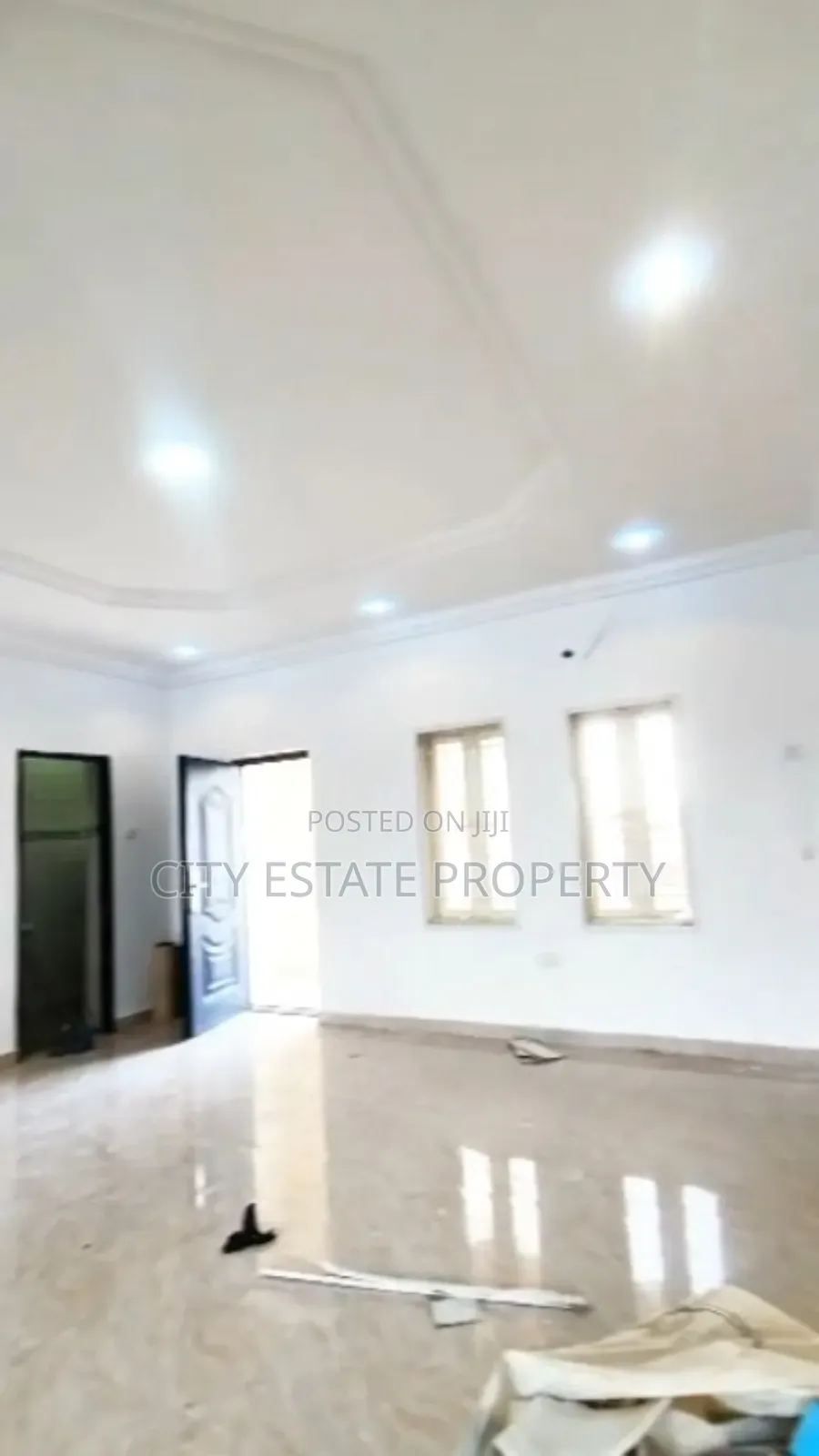 3bdrm Block of Flats in Stadium Road, Elekahia for rent